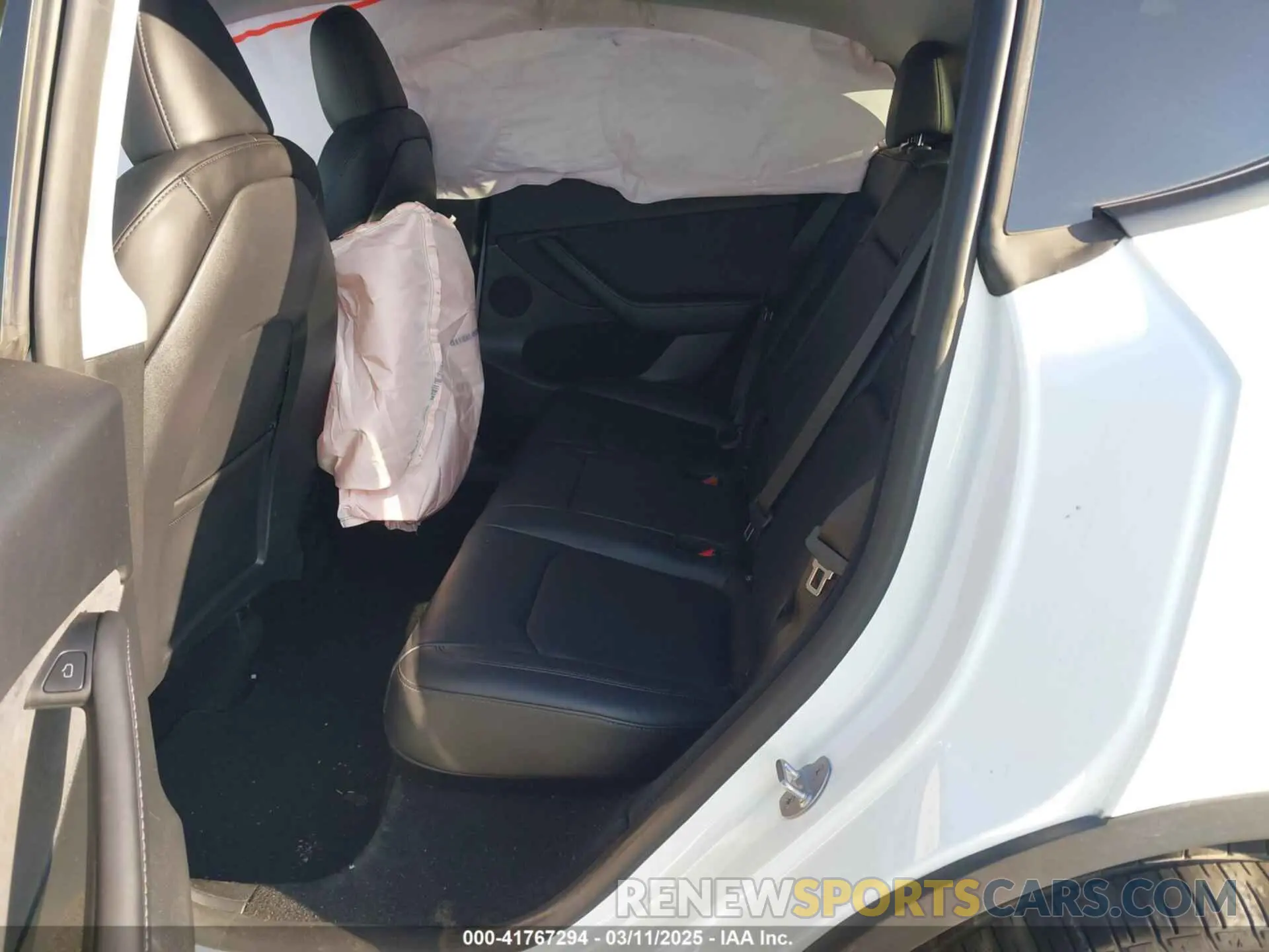 8 fotografías del automóvil dañado 7SAYGDEE3PF817097 TESLA MODEL Y 2023