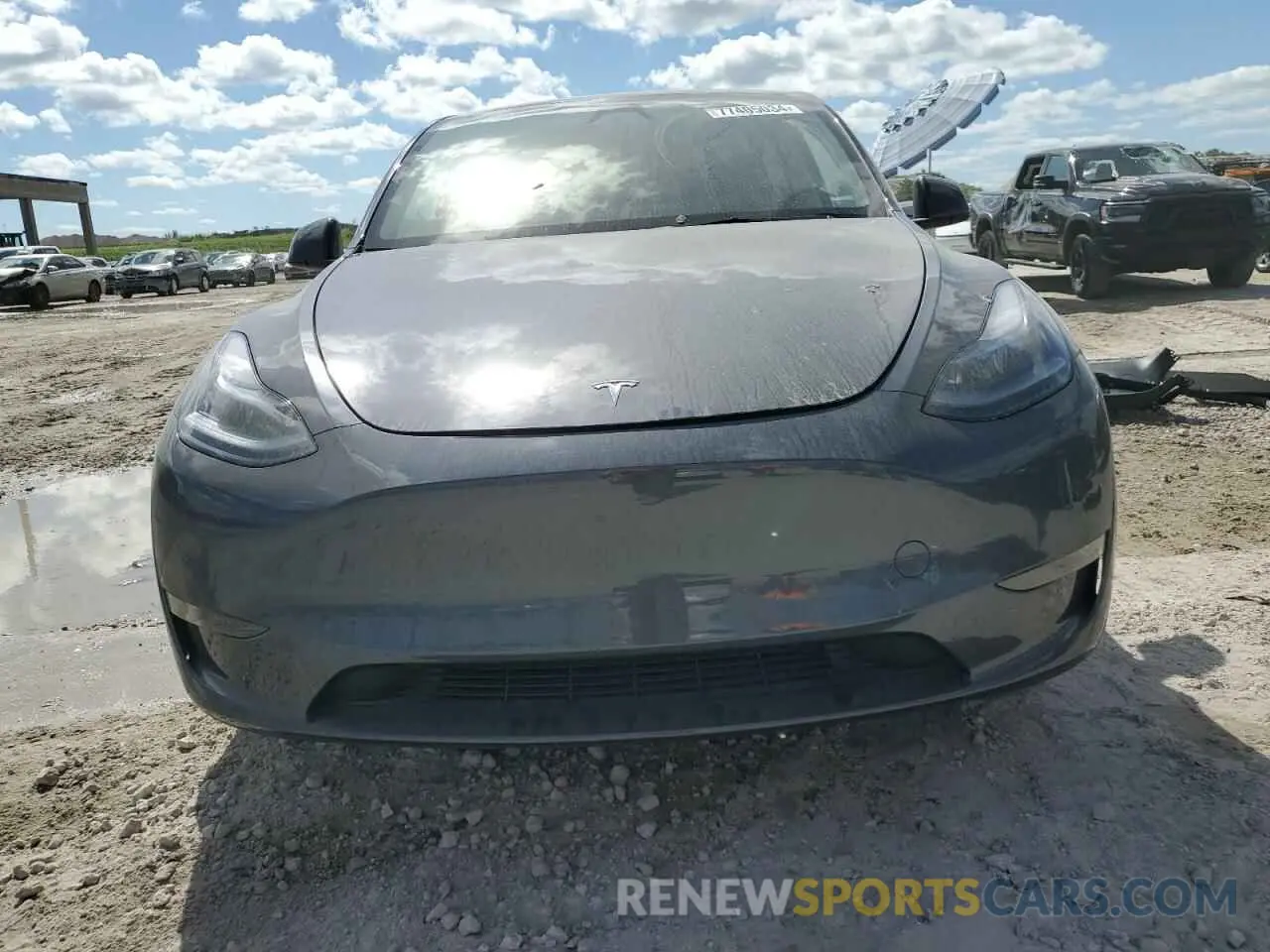5 fotografías del automóvil dañado 7SAYGDEE3PF865697 TESLA MODEL Y 2023