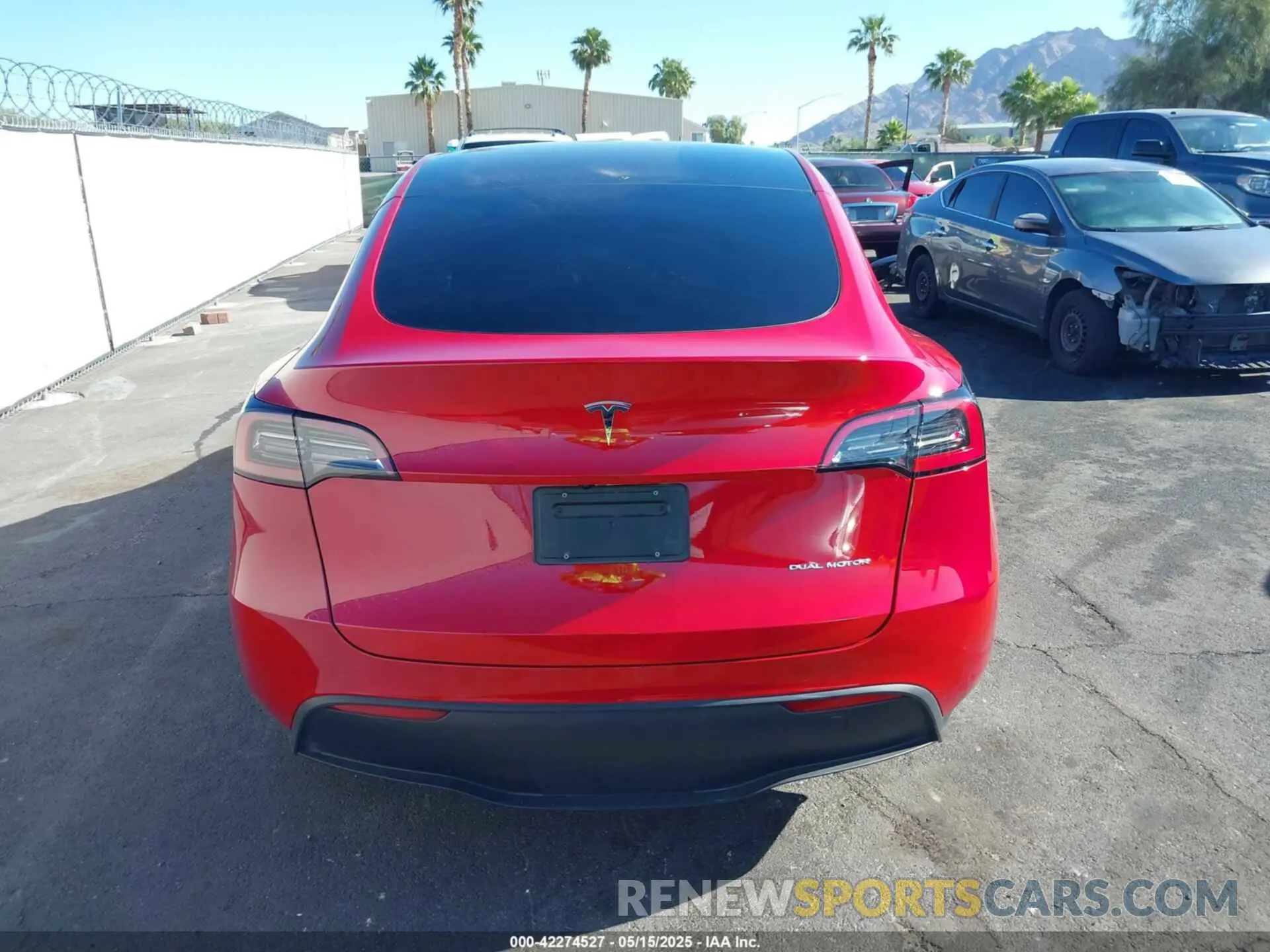15 fotografías del automóvil dañado 7SAYGDEE3PF867496 TESLA MODEL Y 2023
