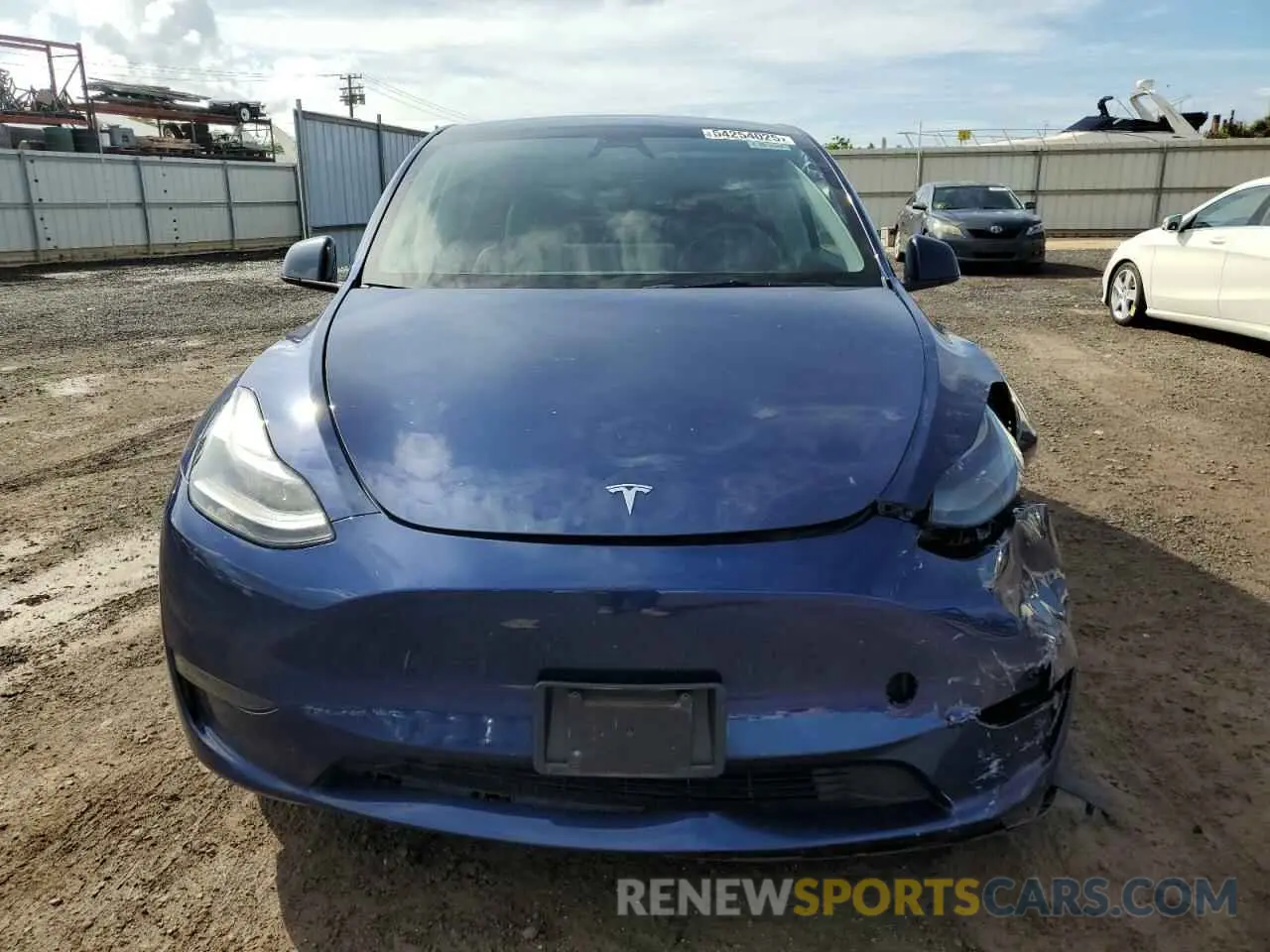 5 fotografías del automóvil dañado 7SAYGDEE3PF909407 TESLA MODEL Y 2023