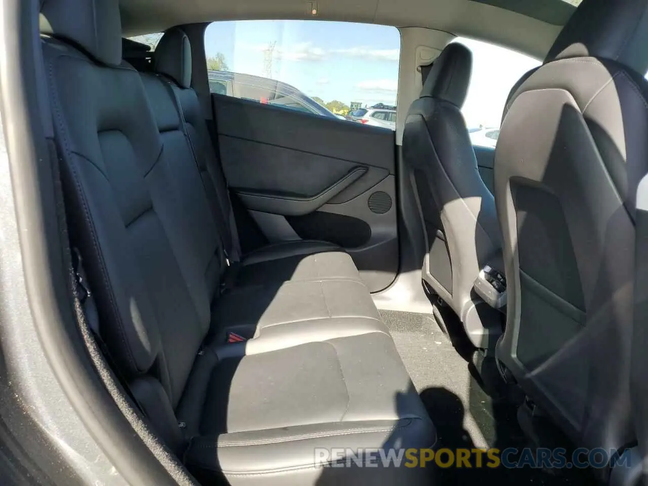10 fotografías del automóvil dañado 7SAYGDEE4PA041639 TESLA MODEL Y 2023