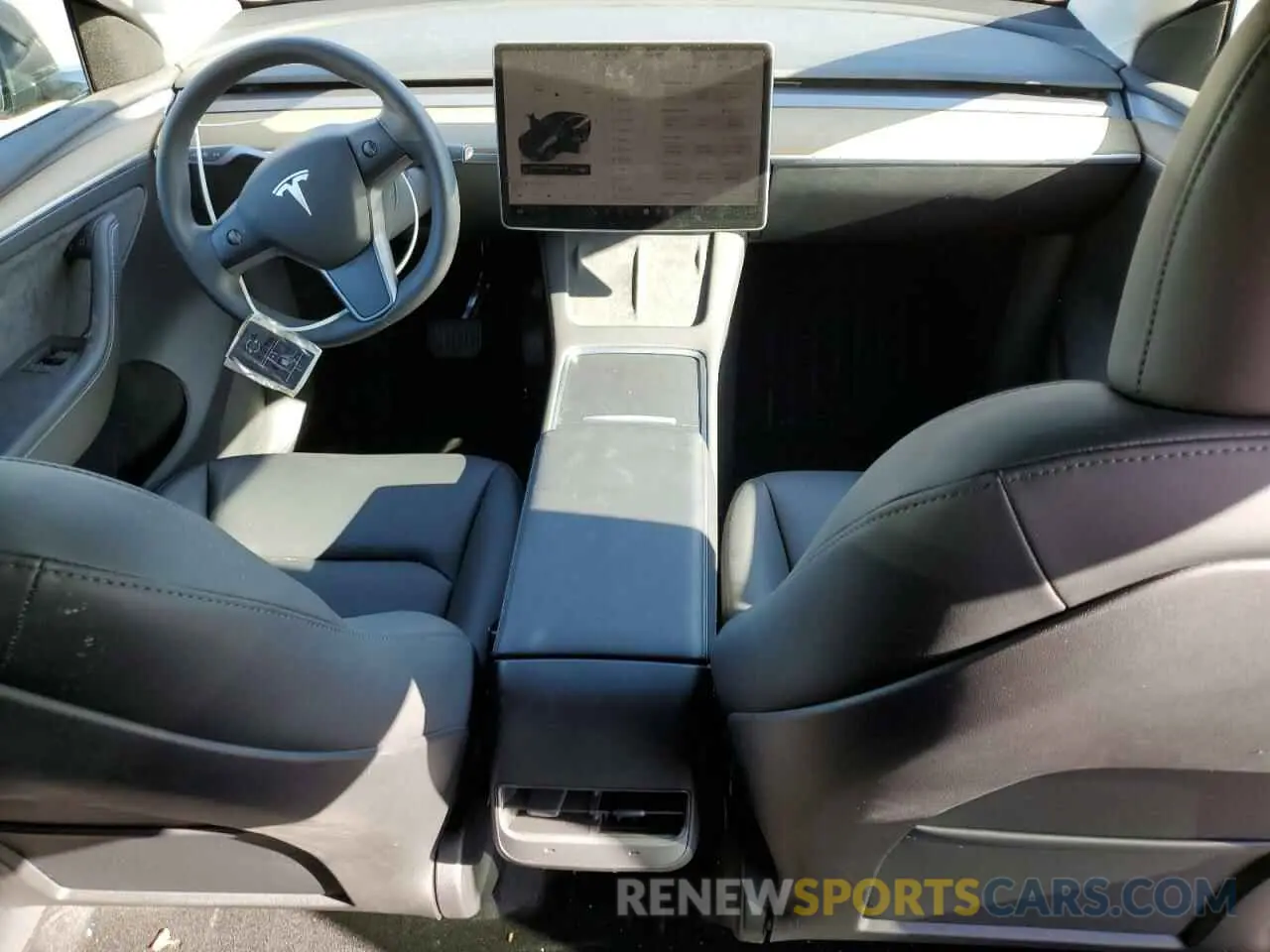 8 fotografías del automóvil dañado 7SAYGDEE4PA041639 TESLA MODEL Y 2023