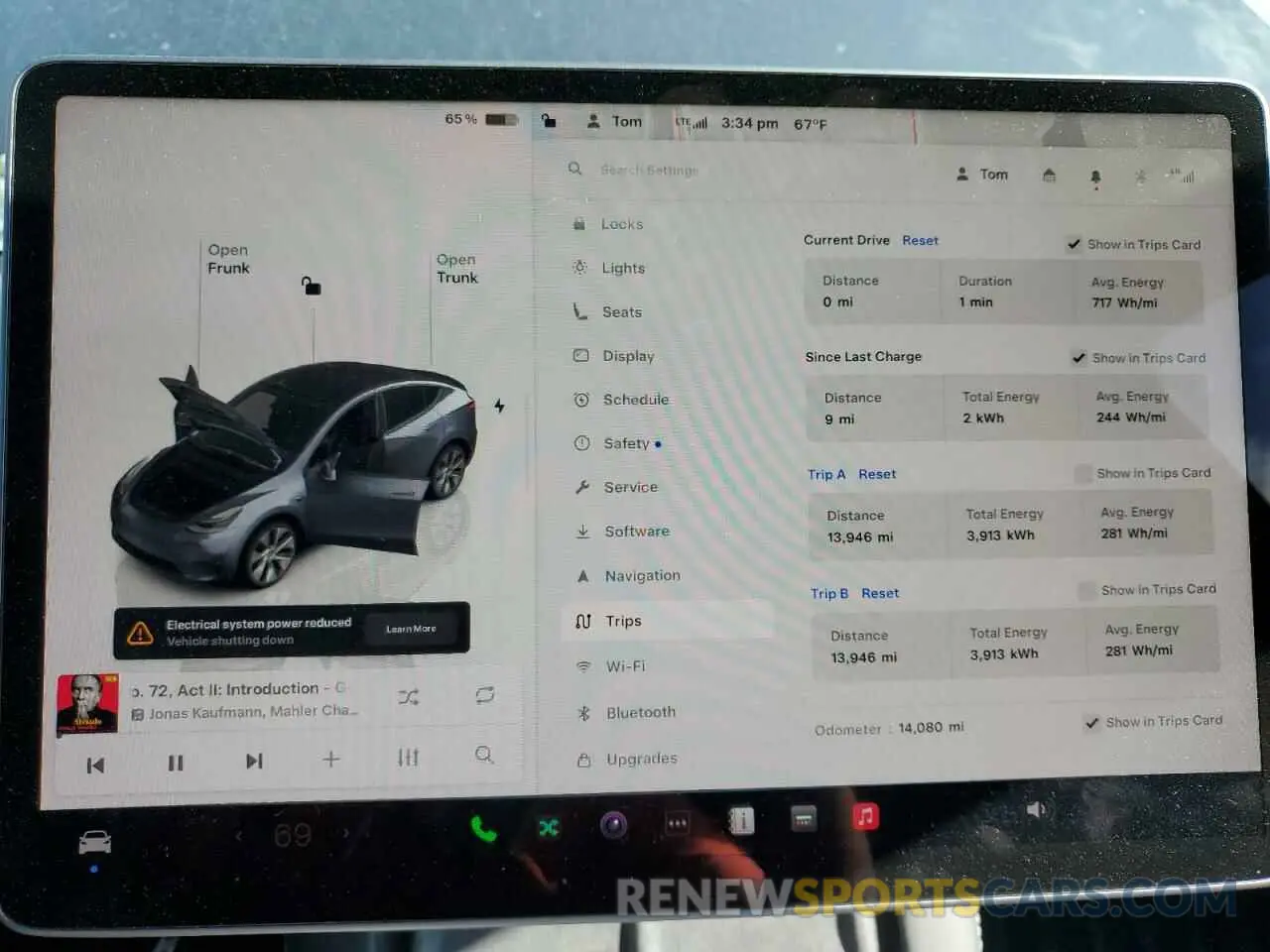9 fotografías del automóvil dañado 7SAYGDEE4PA041639 TESLA MODEL Y 2023