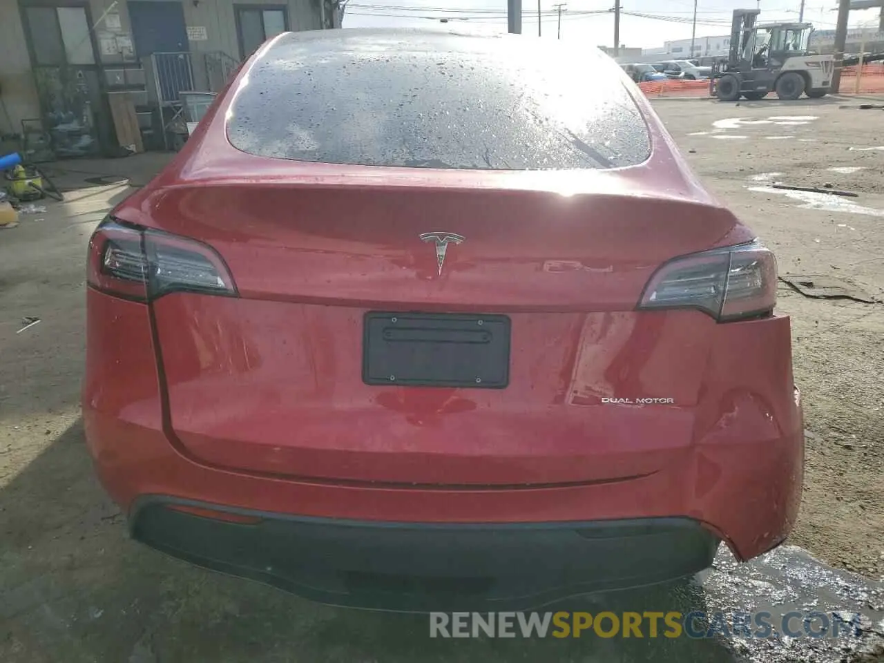 6 fotografías del automóvil dañado 7SAYGDEE4PA114668 TESLA MODEL Y 2023