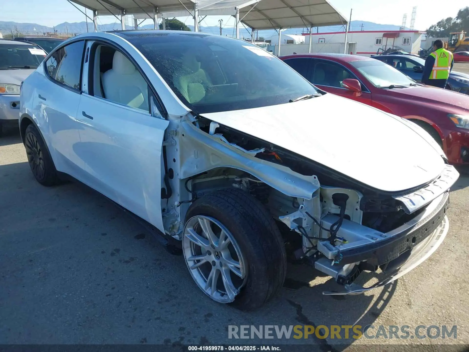 1 fotografías del automóvil dañado 7SAYGDEE4PA114671 TESLA MODEL Y 2023