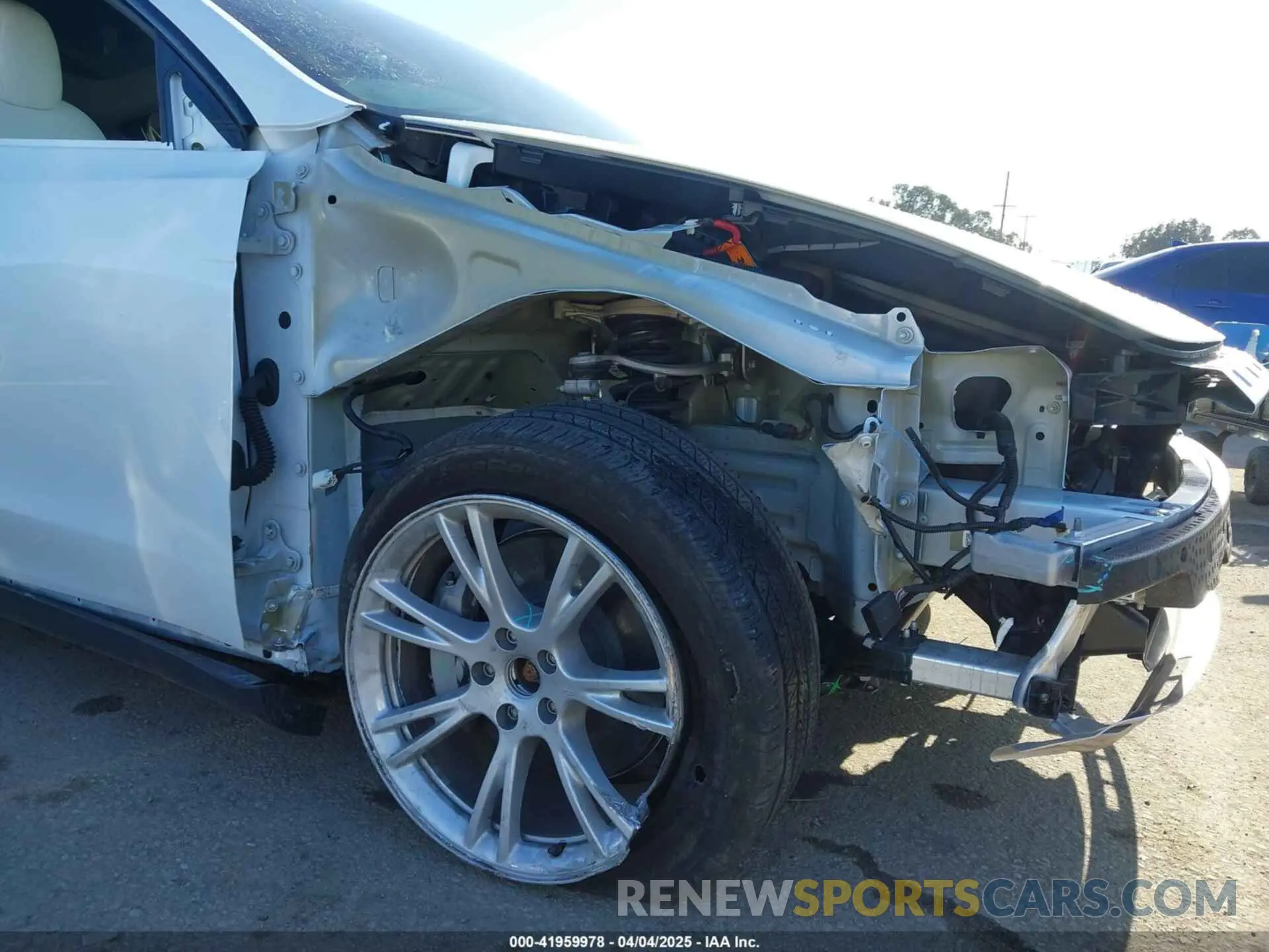 20 fotografías del automóvil dañado 7SAYGDEE4PA114671 TESLA MODEL Y 2023