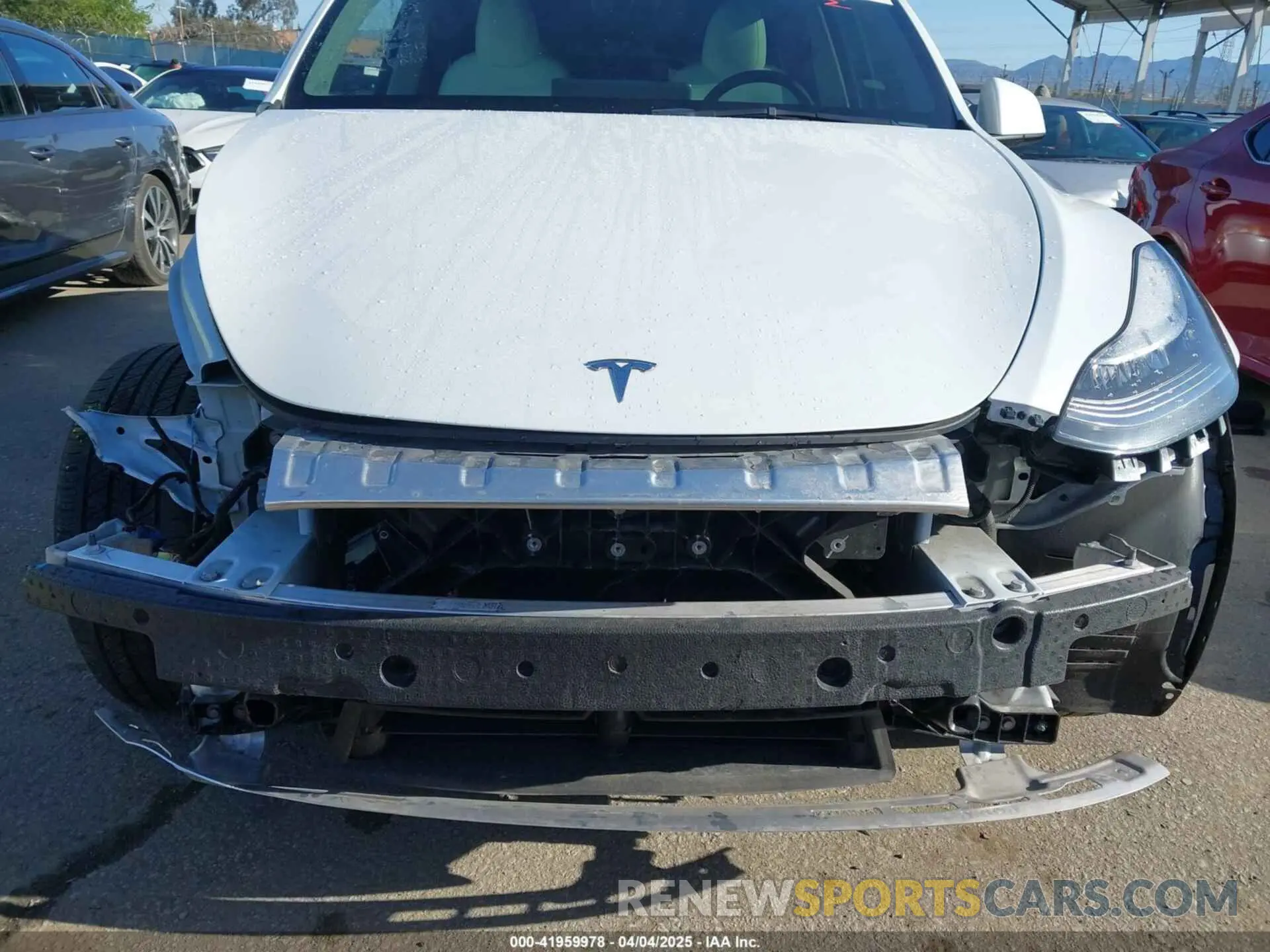 6 fotografías del automóvil dañado 7SAYGDEE4PA114671 TESLA MODEL Y 2023