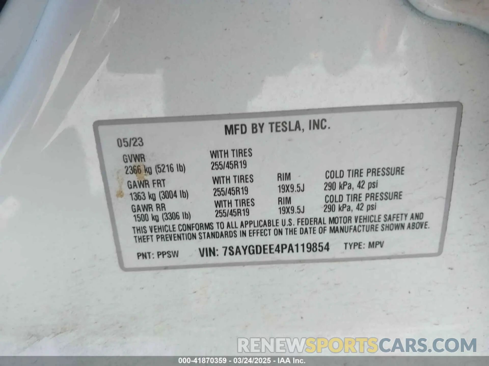 9 fotografías del automóvil dañado 7SAYGDEE4PA119854 TESLA MODEL Y 2023