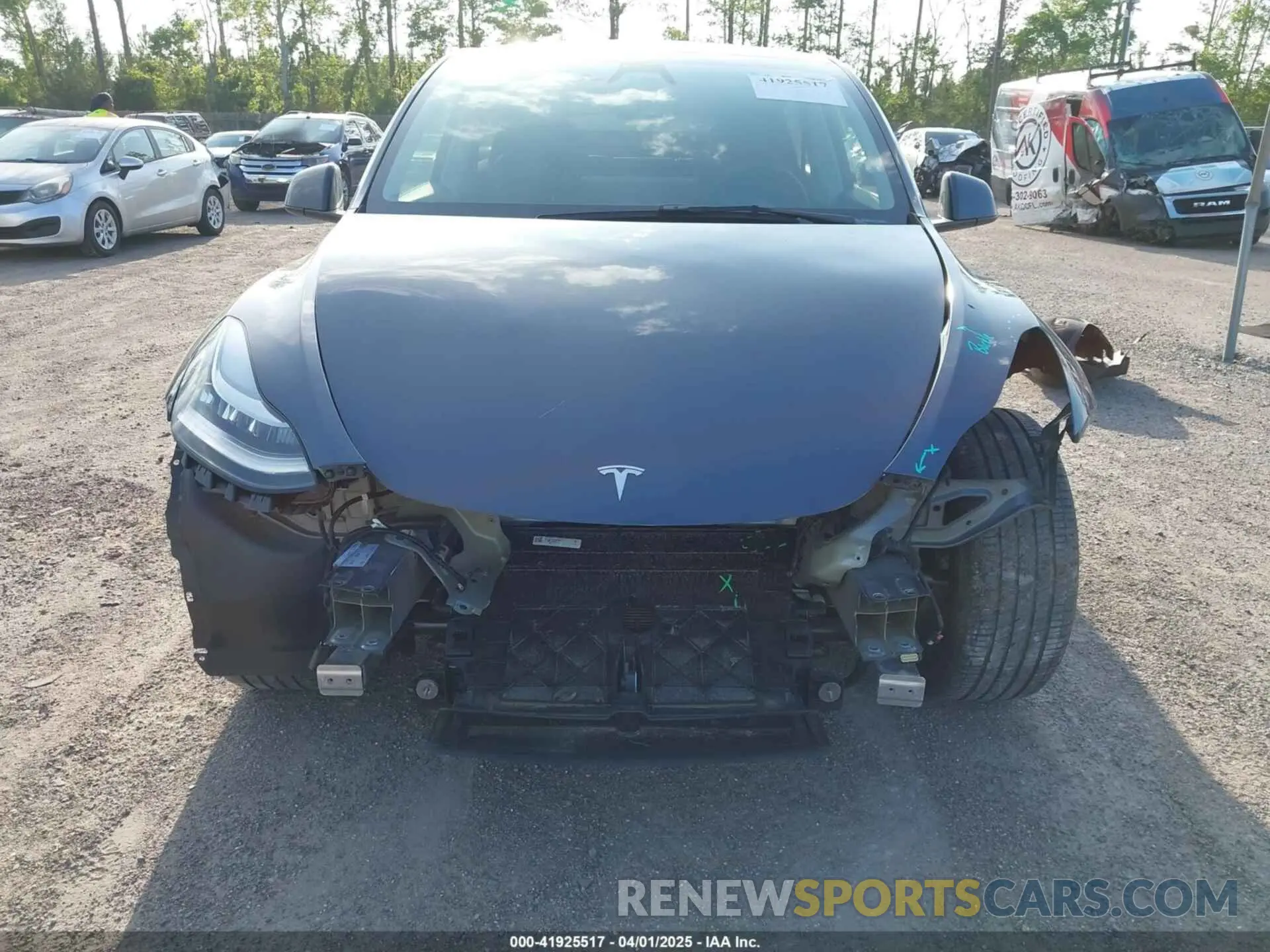 6 fotografías del automóvil dañado 7SAYGDEE4PA139277 TESLA MODEL Y 2023