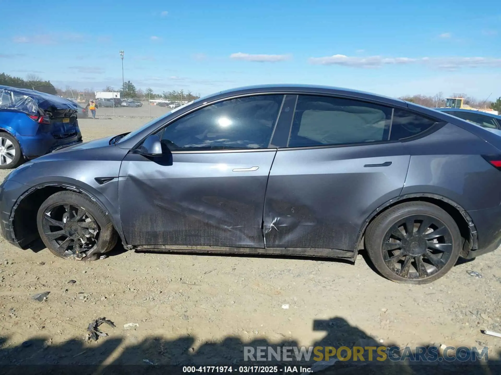 14 fotografías del automóvil dañado 7SAYGDEE4PA145922 TESLA MODEL Y 2023