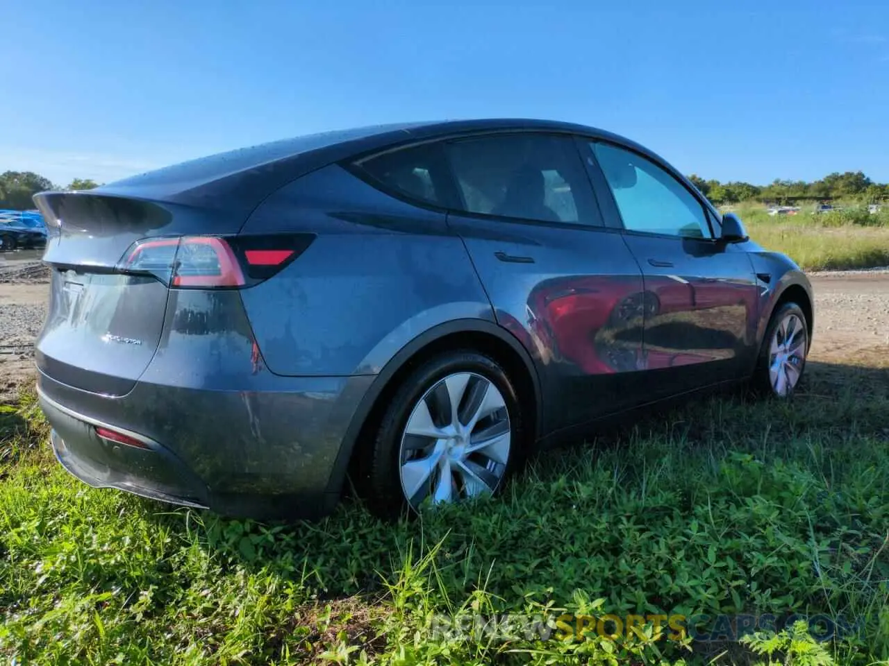 3 fotografías del automóvil dañado 7SAYGDEE4PA192254 TESLA MODEL Y 2023