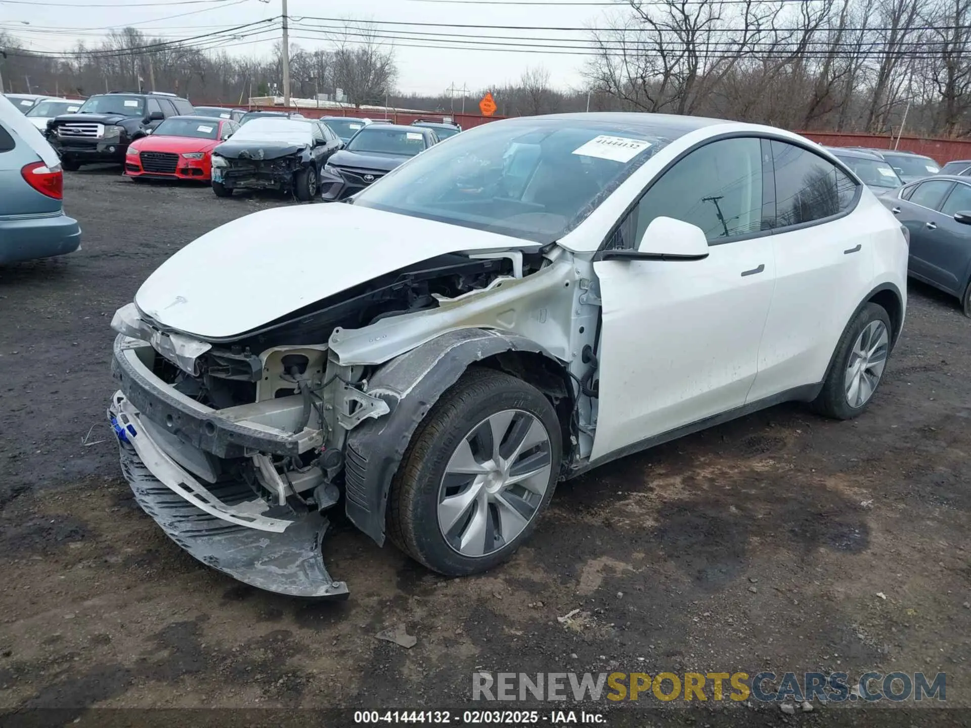 2 fotografías del automóvil dañado 7SAYGDEE4PF600271 TESLA MODEL Y 2023