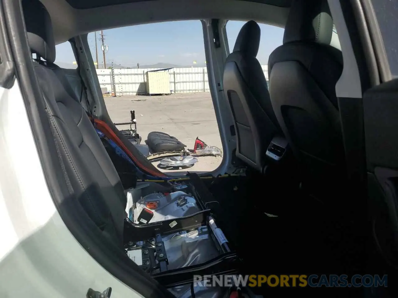 11 fotografías del automóvil dañado 7SAYGDEE4PF610363 TESLA MODEL Y 2023