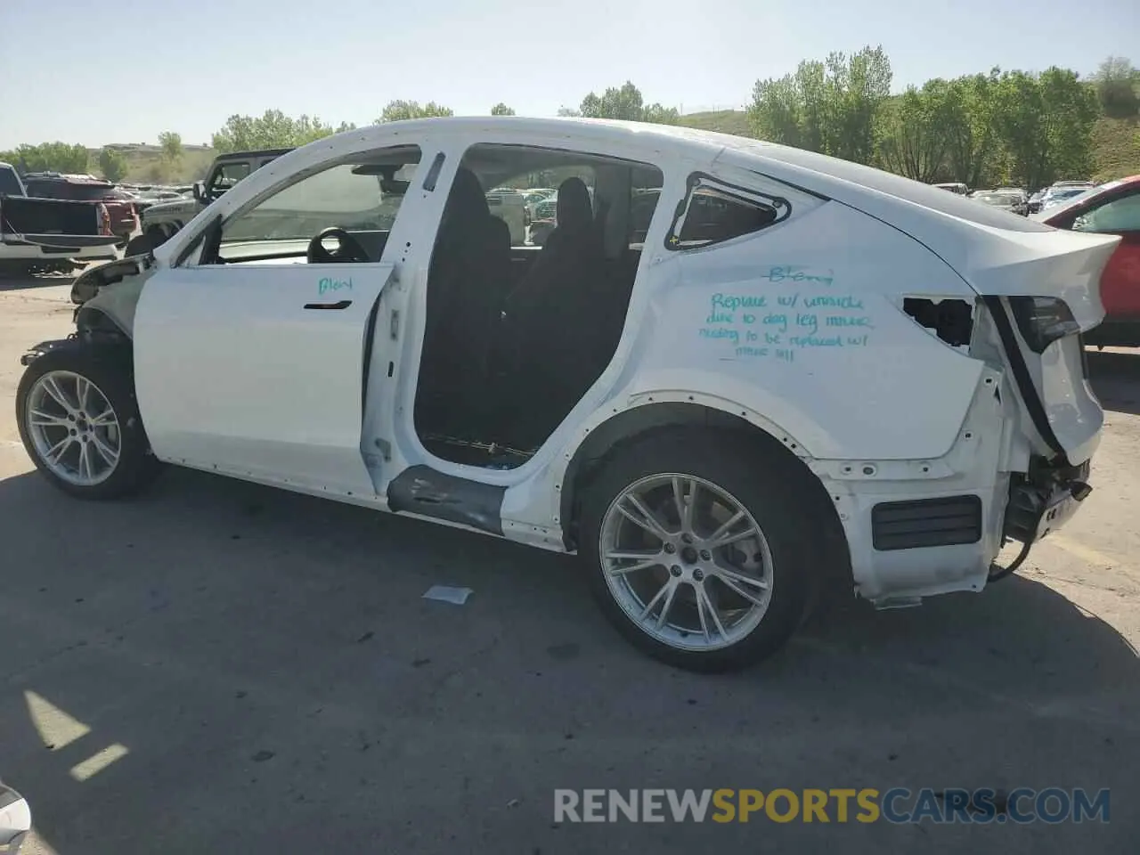 2 fotografías del automóvil dañado 7SAYGDEE4PF610363 TESLA MODEL Y 2023