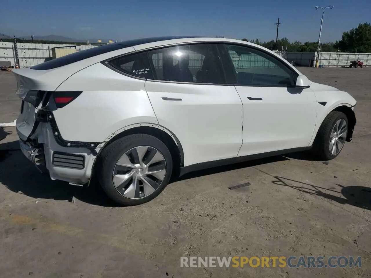 3 fotografías del automóvil dañado 7SAYGDEE4PF610363 TESLA MODEL Y 2023