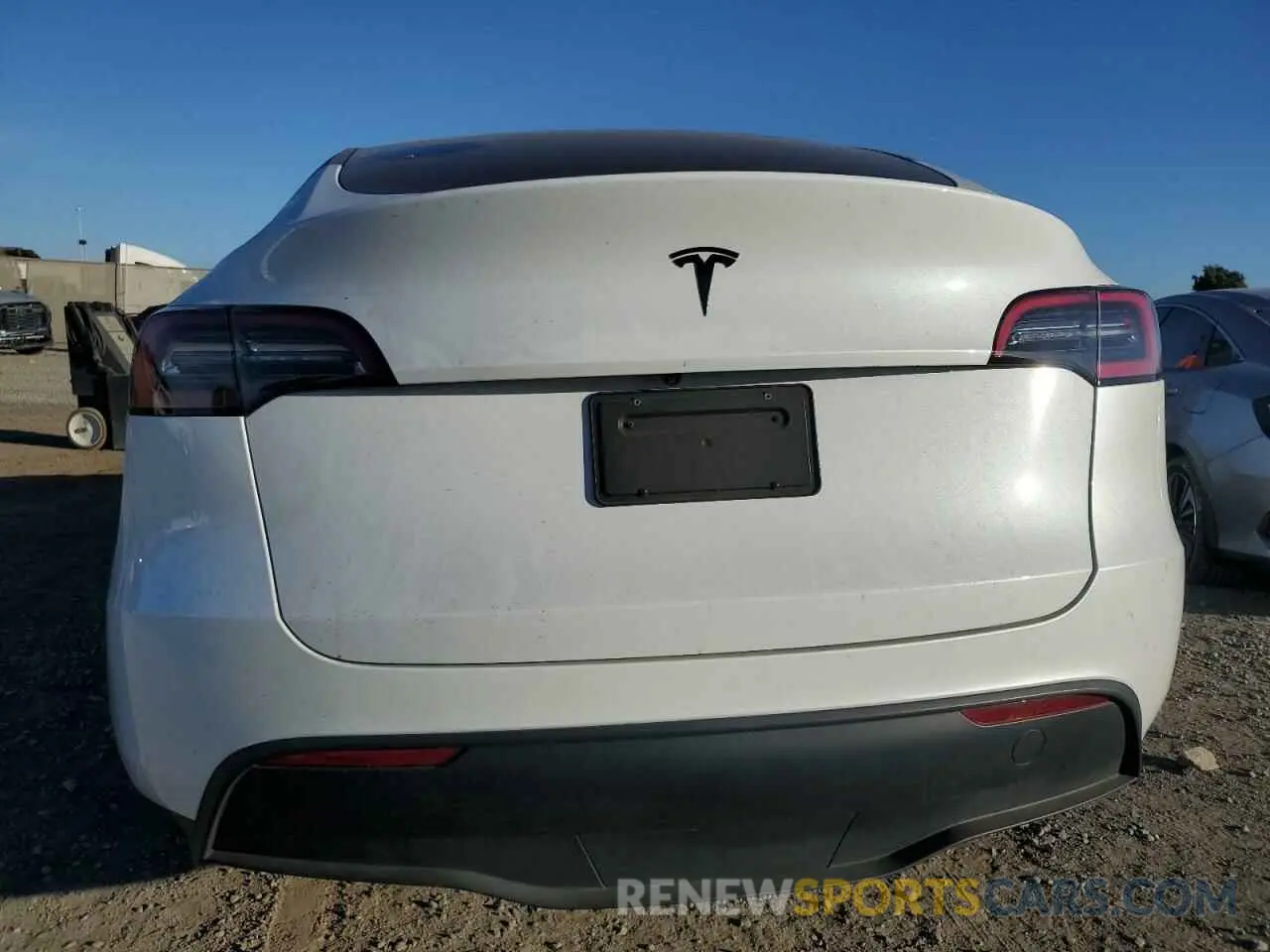 6 fotografías del automóvil dañado 7SAYGDEE4PF612341 TESLA MODEL Y 2023
