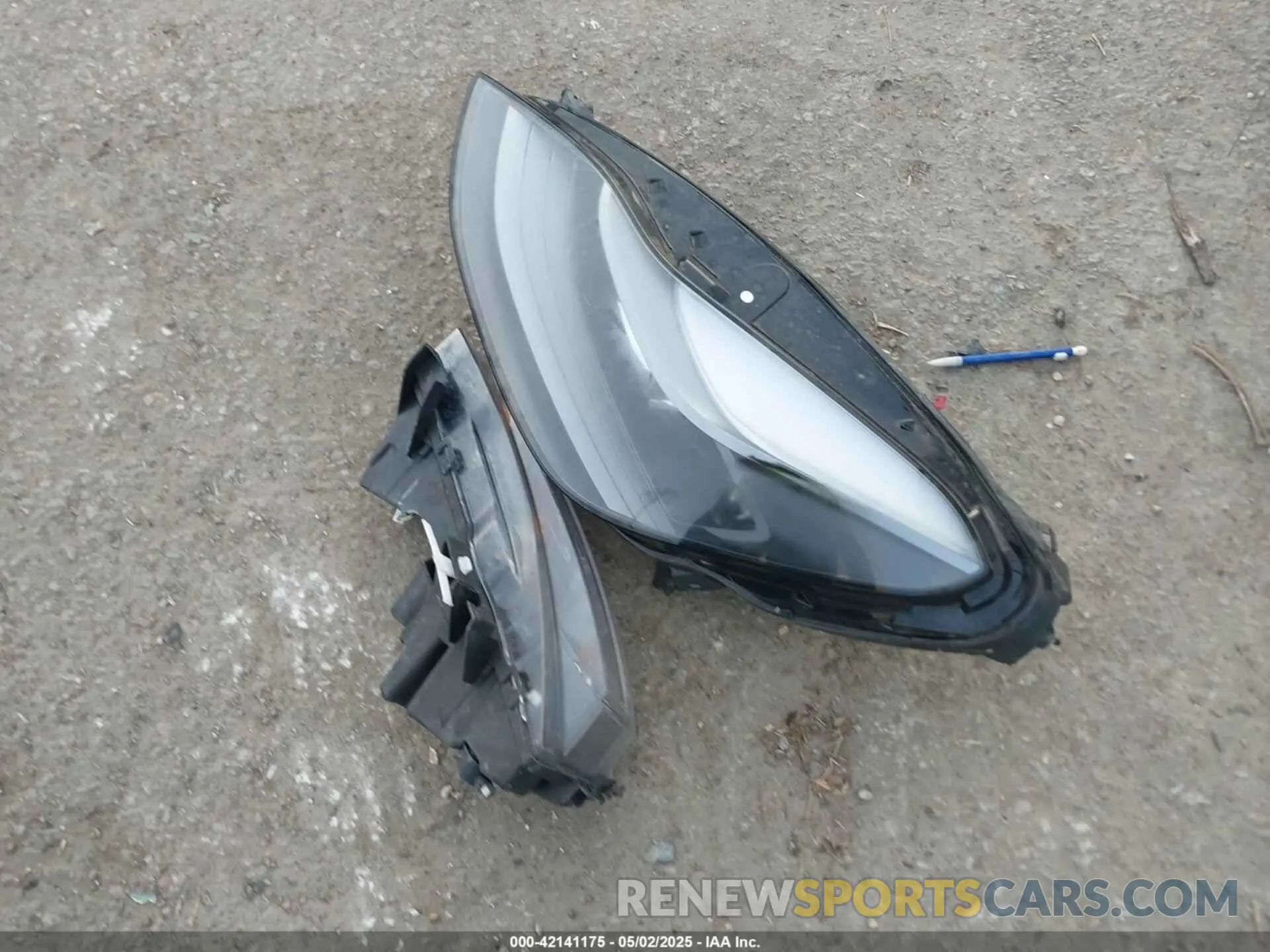 12 fotografías del automóvil dañado 7SAYGDEE4PF770307 TESLA MODEL Y 2023