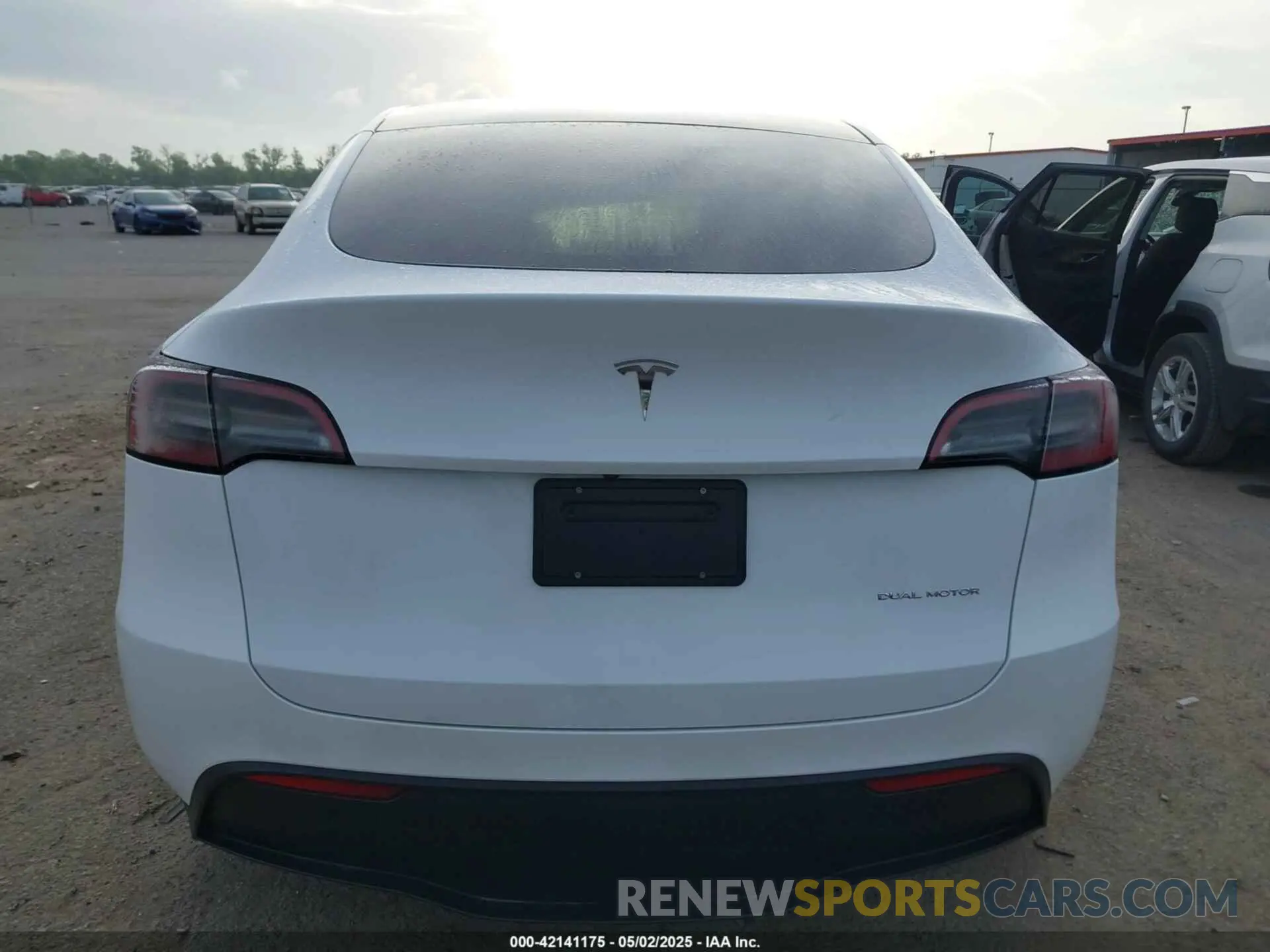 17 fotografías del automóvil dañado 7SAYGDEE4PF770307 TESLA MODEL Y 2023