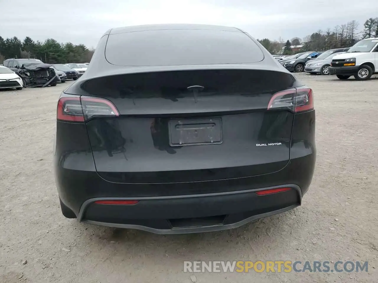 6 fotografías del automóvil dañado 7SAYGDEE4PF836127 TESLA MODEL Y 2023