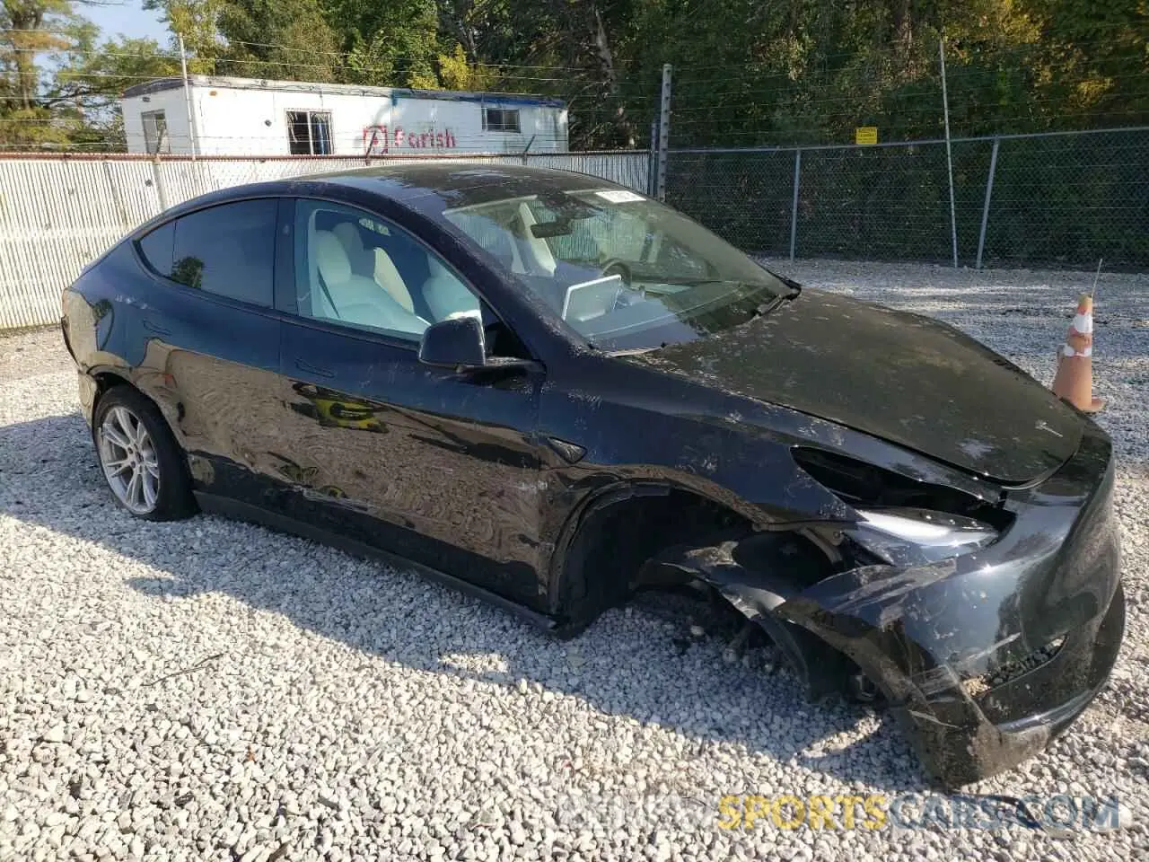 4 fotografías del automóvil dañado 7SAYGDEE4PF891600 TESLA MODEL Y 2023