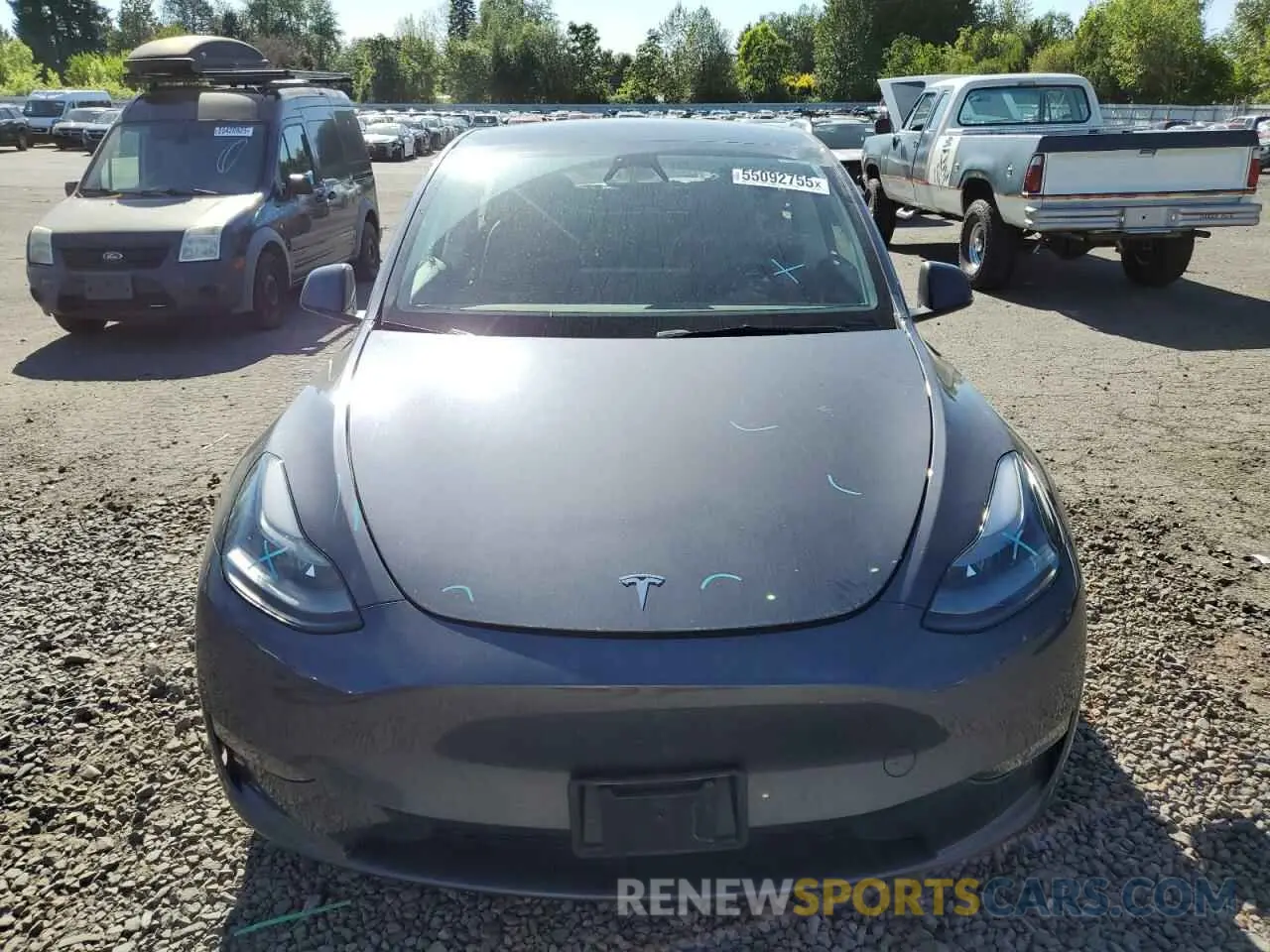 5 fotografías del automóvil dañado 7SAYGDEE4PF963699 TESLA MODEL Y 2023