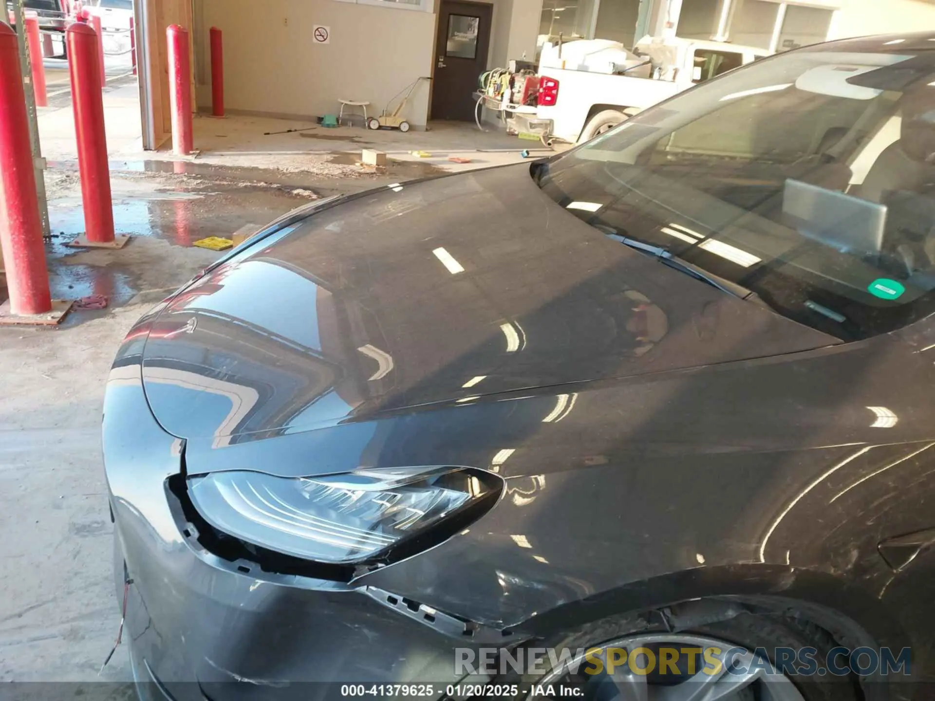 10 fotografías del automóvil dañado 7SAYGDEE5PA033341 TESLA MODEL Y 2023
