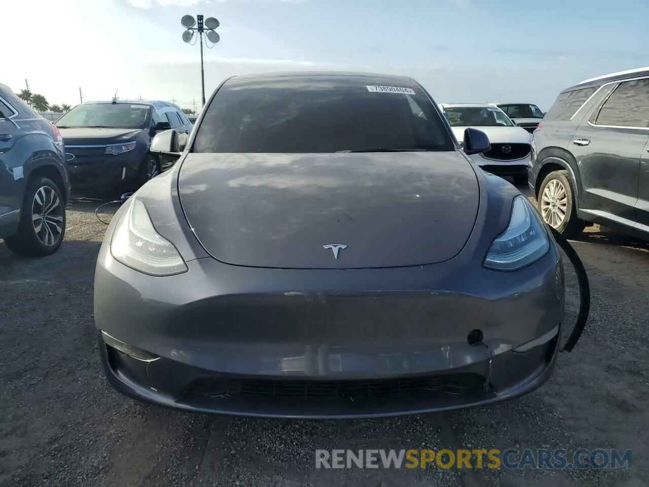 5 fotografías del automóvil dañado 7SAYGDEE5PA057848 TESLA MODEL Y 2023
