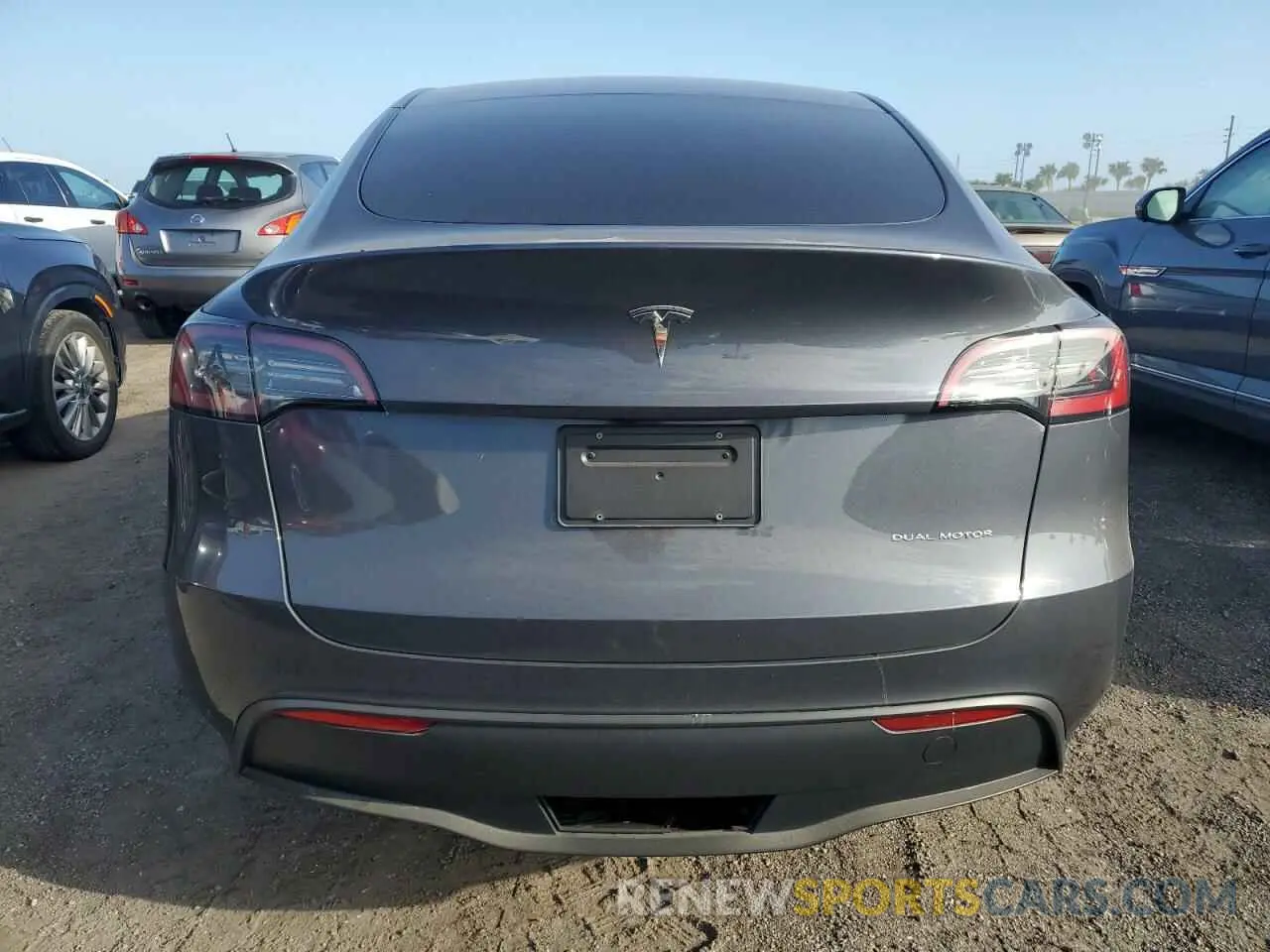 6 fotografías del automóvil dañado 7SAYGDEE5PA057848 TESLA MODEL Y 2023