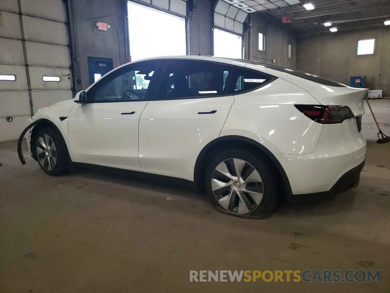 2 fotografías del automóvil dañado 7SAYGDEE5PA067389 TESLA MODEL Y 2023