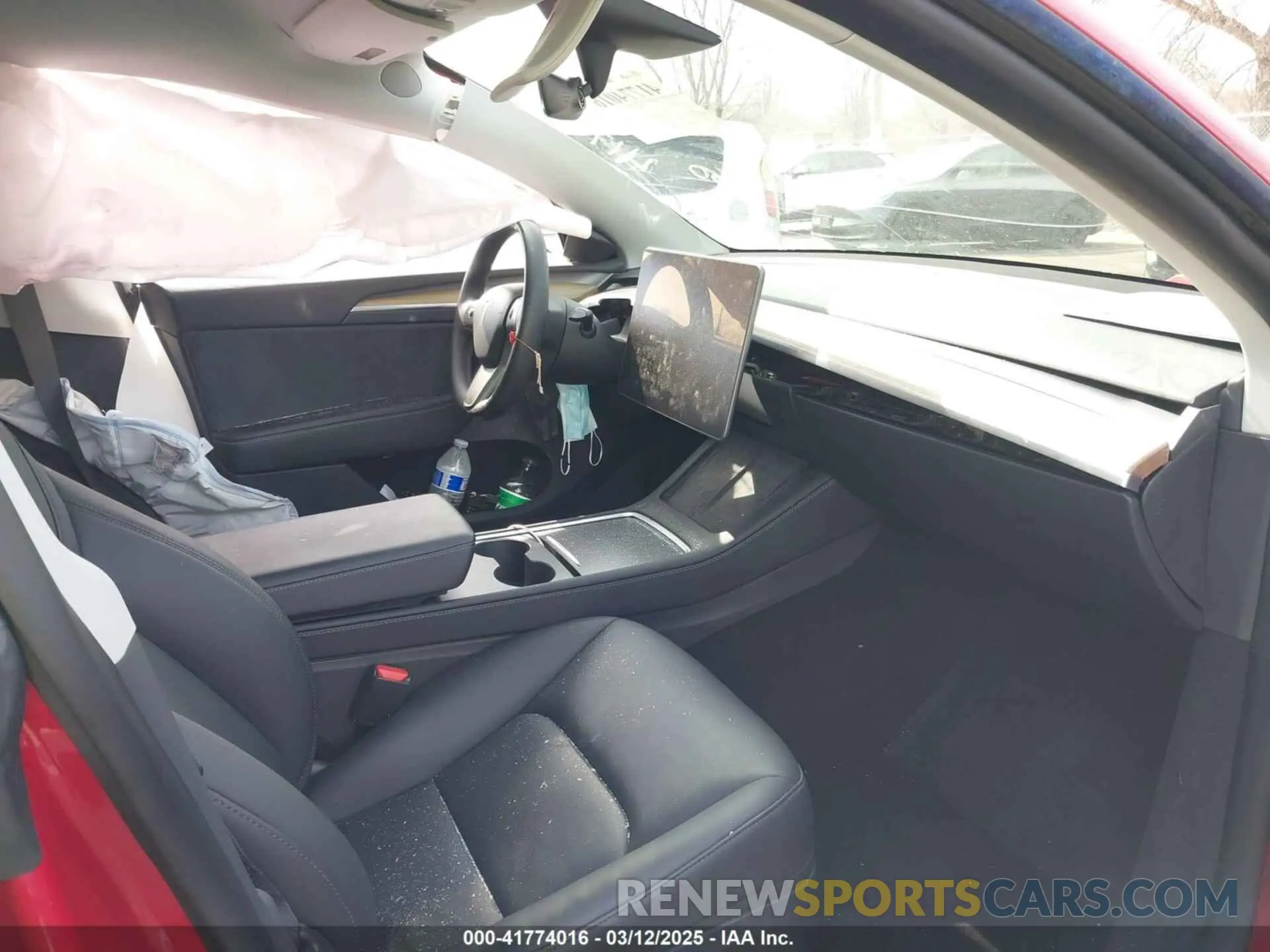 5 fotografías del automóvil dañado 7SAYGDEE5PA094138 TESLA MODEL Y 2023