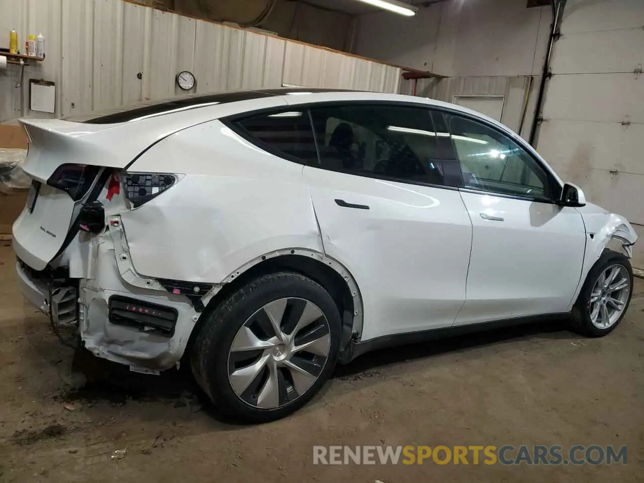 3 fotografías del automóvil dañado 7SAYGDEE5PF619265 TESLA MODEL Y 2023