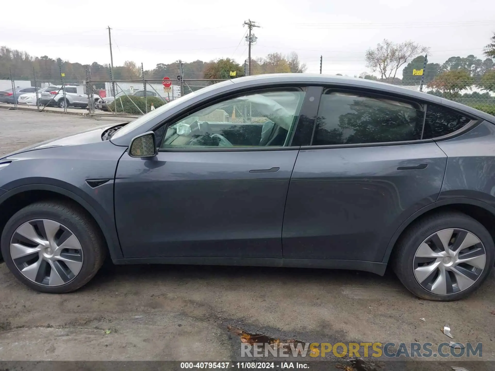 13 fotografías del automóvil dañado 7SAYGDEE5PF675299 TESLA MODEL Y 2023