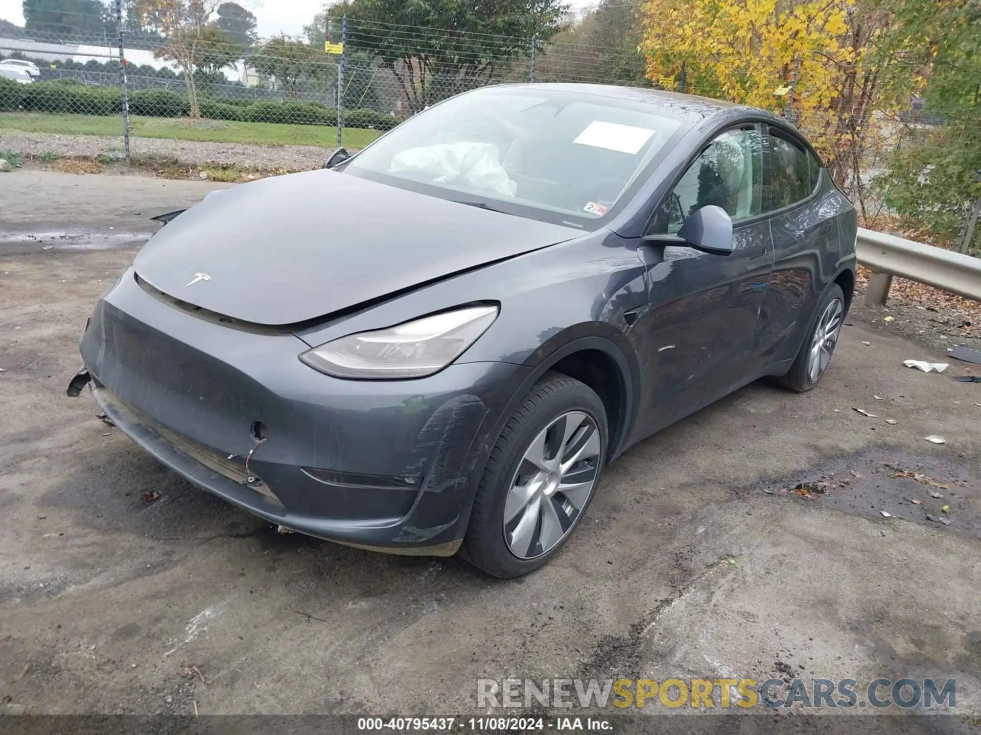 2 fotografías del automóvil dañado 7SAYGDEE5PF675299 TESLA MODEL Y 2023