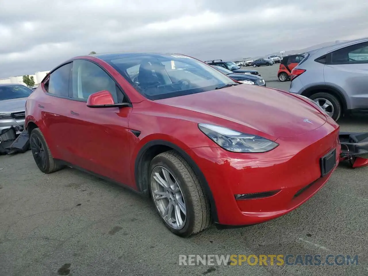 4 fotografías del automóvil dañado 7SAYGDEE5PF687646 TESLA MODEL Y 2023