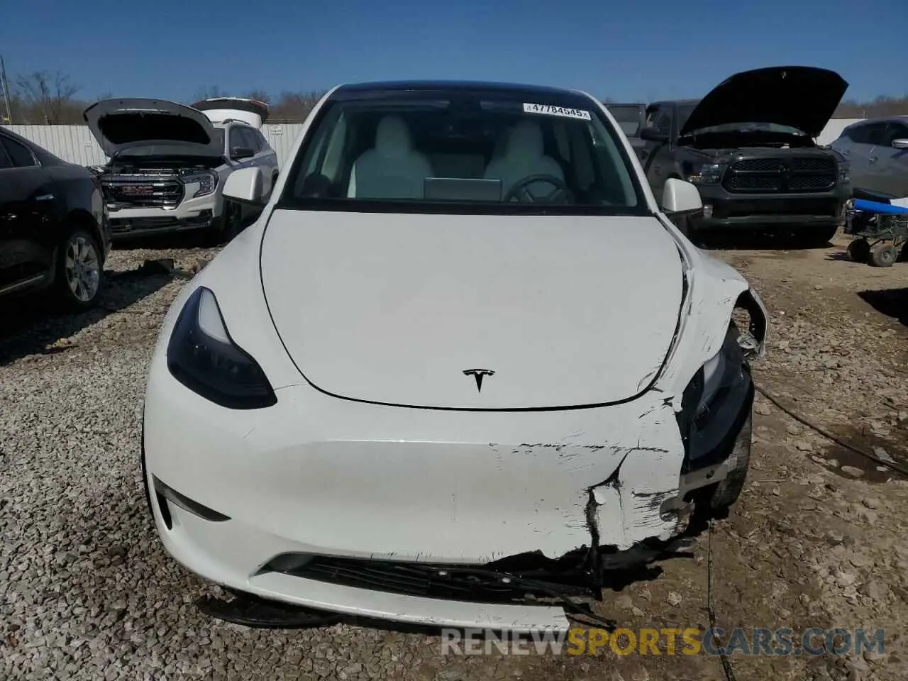 5 fotografías del automóvil dañado 7SAYGDEE5PF691745 TESLA MODEL Y 2023