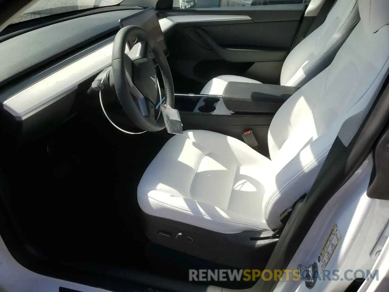 7 fotografías del automóvil dañado 7SAYGDEE5PF691745 TESLA MODEL Y 2023