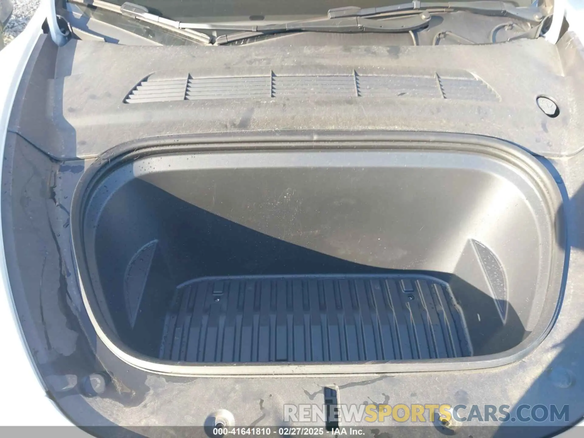 10 fotografías del automóvil dañado 7SAYGDEE5PF787651 TESLA MODEL Y 2023