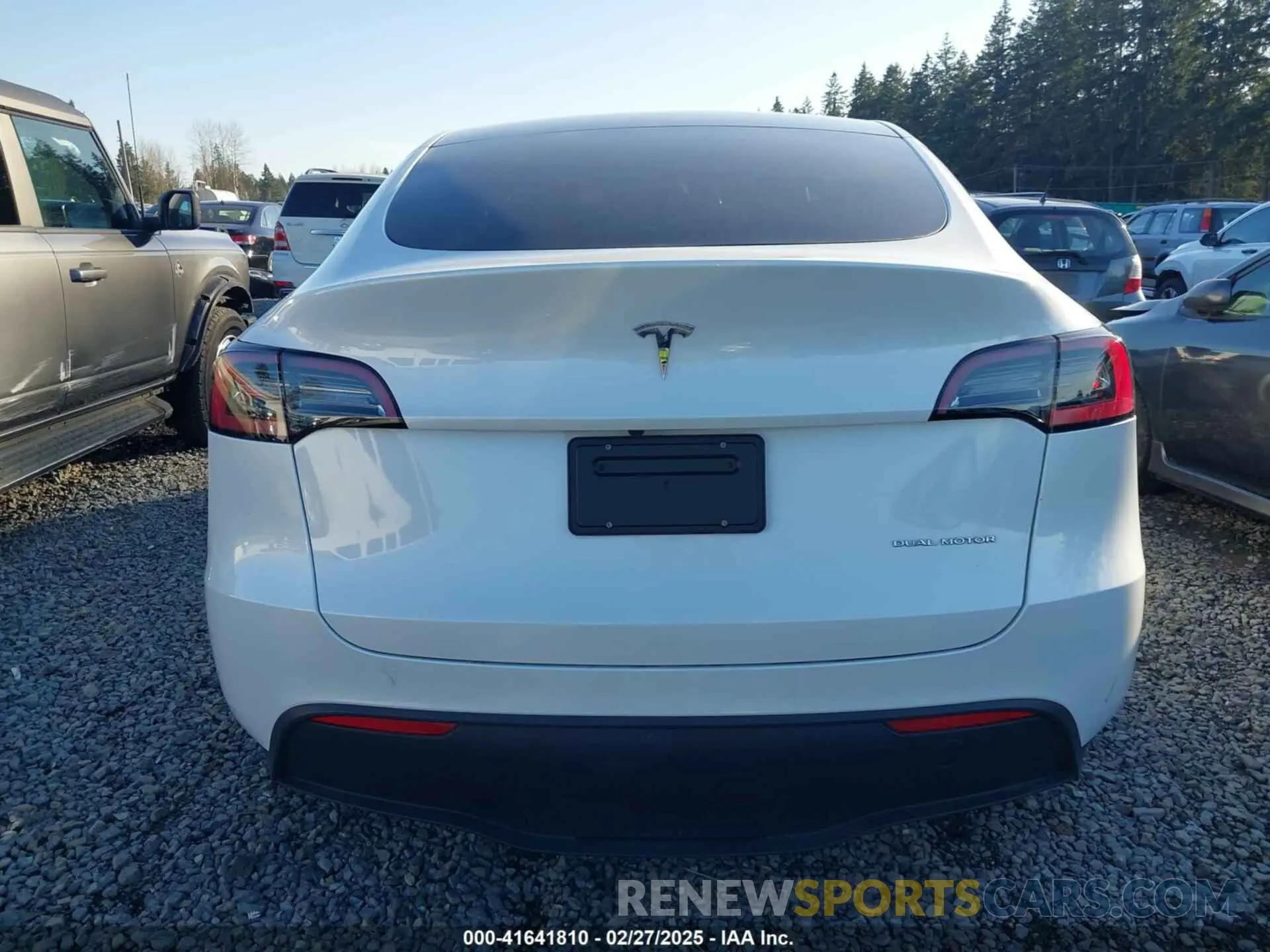 16 fotografías del automóvil dañado 7SAYGDEE5PF787651 TESLA MODEL Y 2023