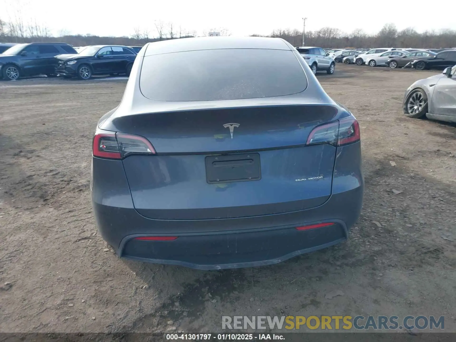 16 fotografías del automóvil dañado 7SAYGDEE5PF801998 TESLA MODEL Y 2023