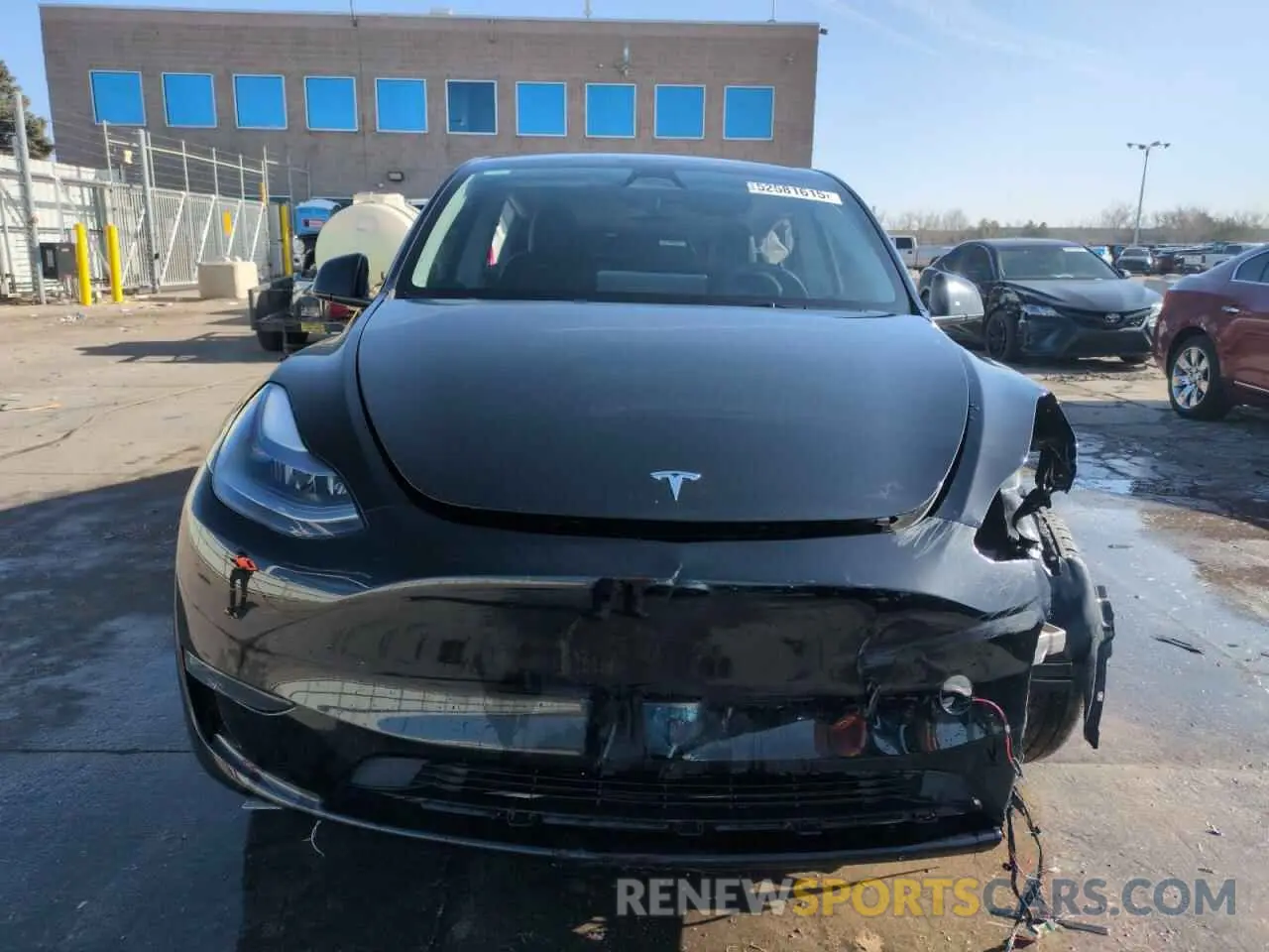 5 fotografías del automóvil dañado 7SAYGDEE5PF850358 TESLA MODEL Y 2023