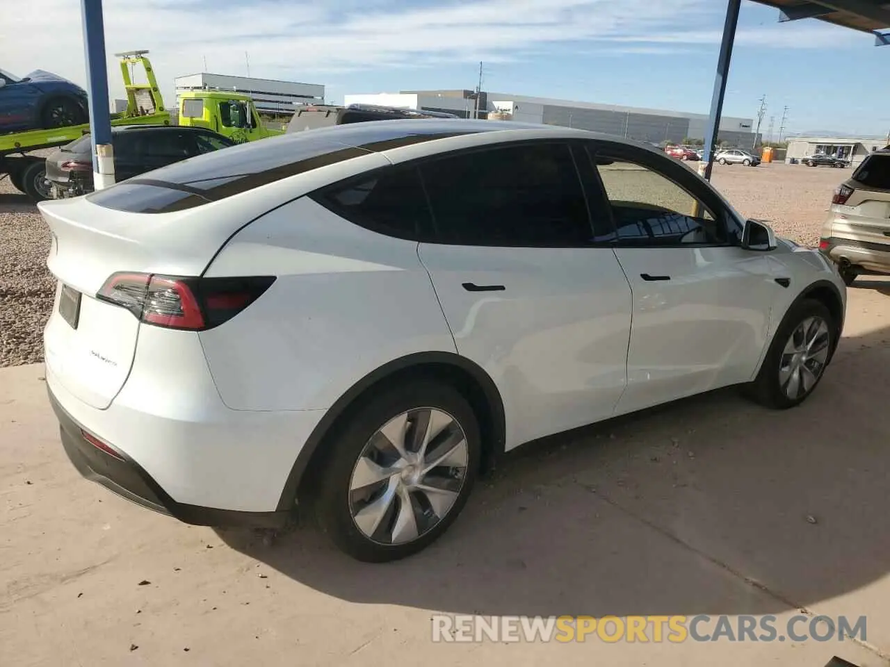 3 fotografías del automóvil dañado 7SAYGDEE5PF856600 TESLA MODEL Y 2023