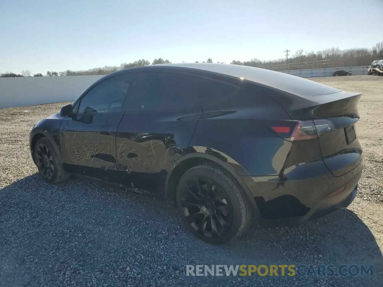 2 fotografías del automóvil dañado 7SAYGDEE5PF892285 TESLA MODEL Y 2023