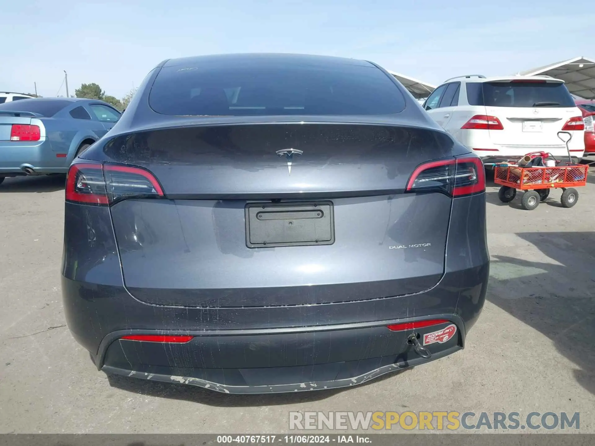 16 fotografías del automóvil dañado 7SAYGDEE5PF909067 TESLA MODEL Y 2023