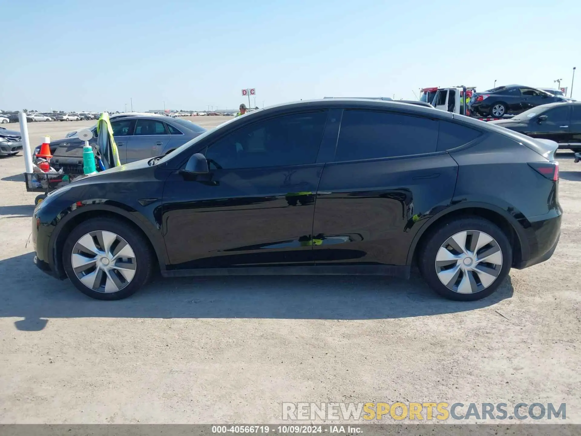 13 fotografías del automóvil dañado 7SAYGDEE6PA046695 TESLA MODEL Y 2023