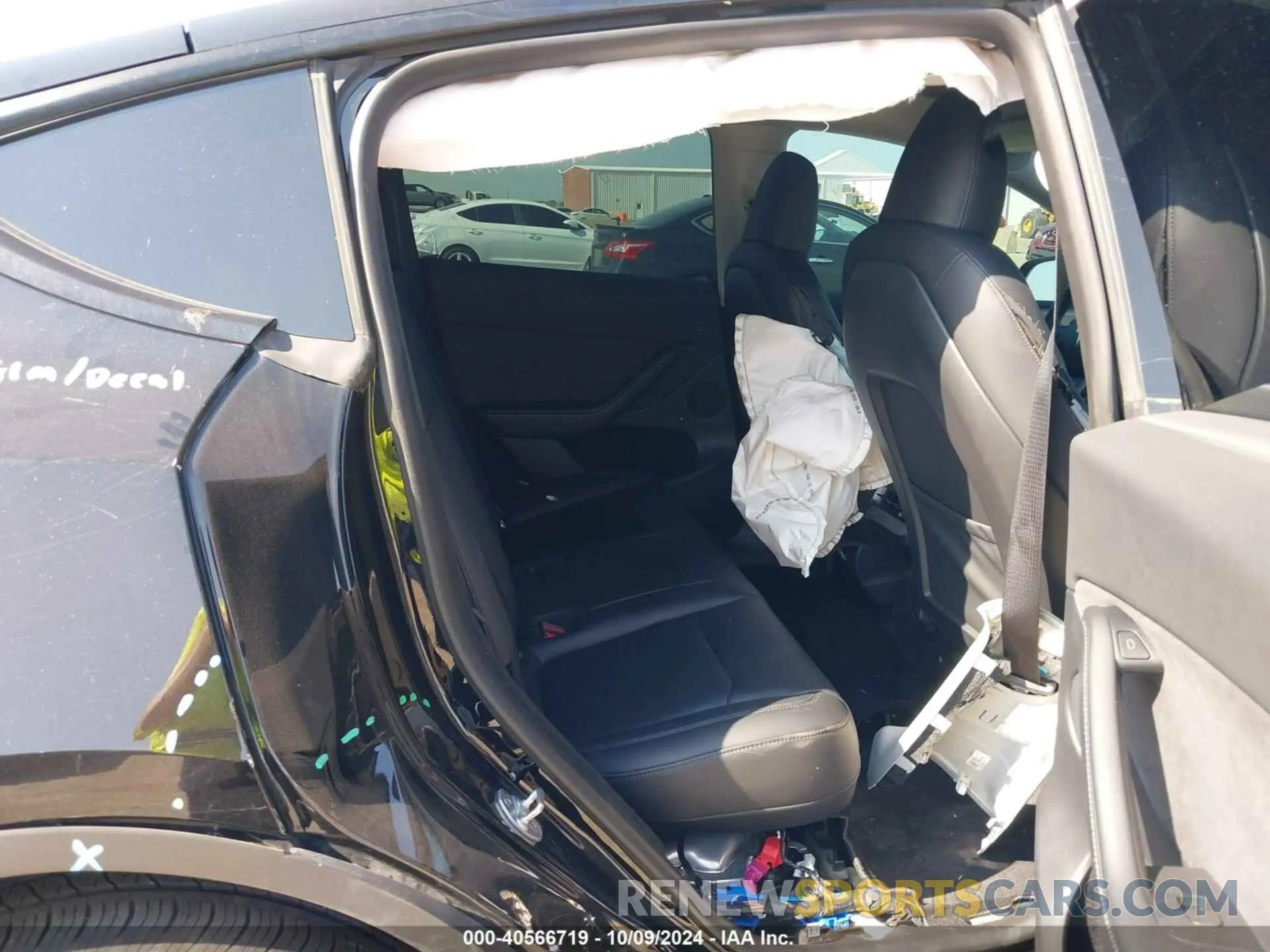 8 fotografías del automóvil dañado 7SAYGDEE6PA046695 TESLA MODEL Y 2023