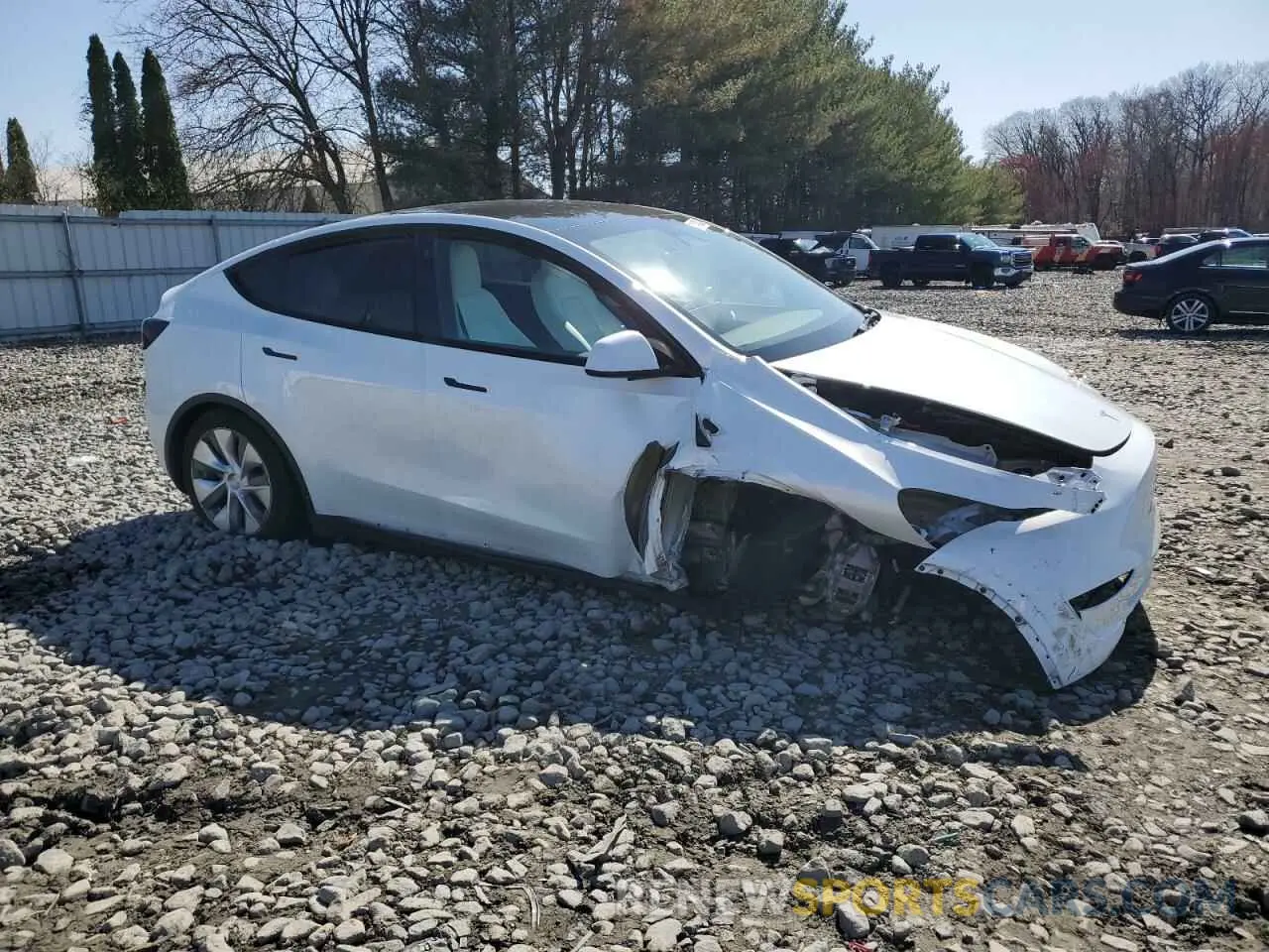 4 fotografías del automóvil dañado 7SAYGDEE6PA100058 TESLA MODEL Y 2023