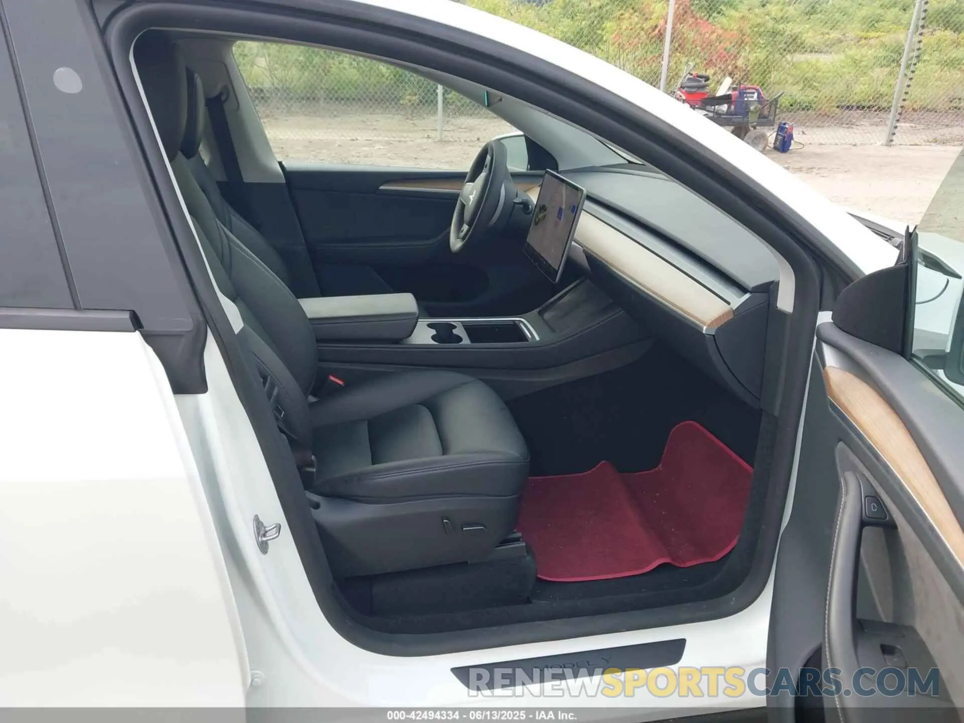 5 fotografías del automóvil dañado 7SAYGDEE6PA135196 TESLA MODEL Y 2023