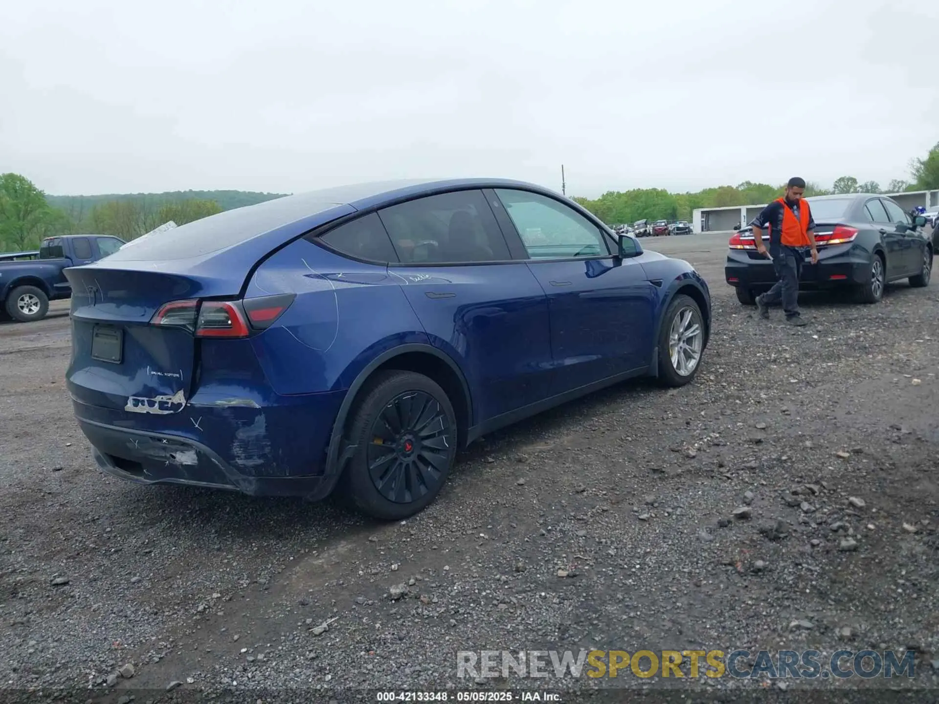 4 fotografías del automóvil dañado 7SAYGDEE6PF603981 TESLA MODEL Y 2023