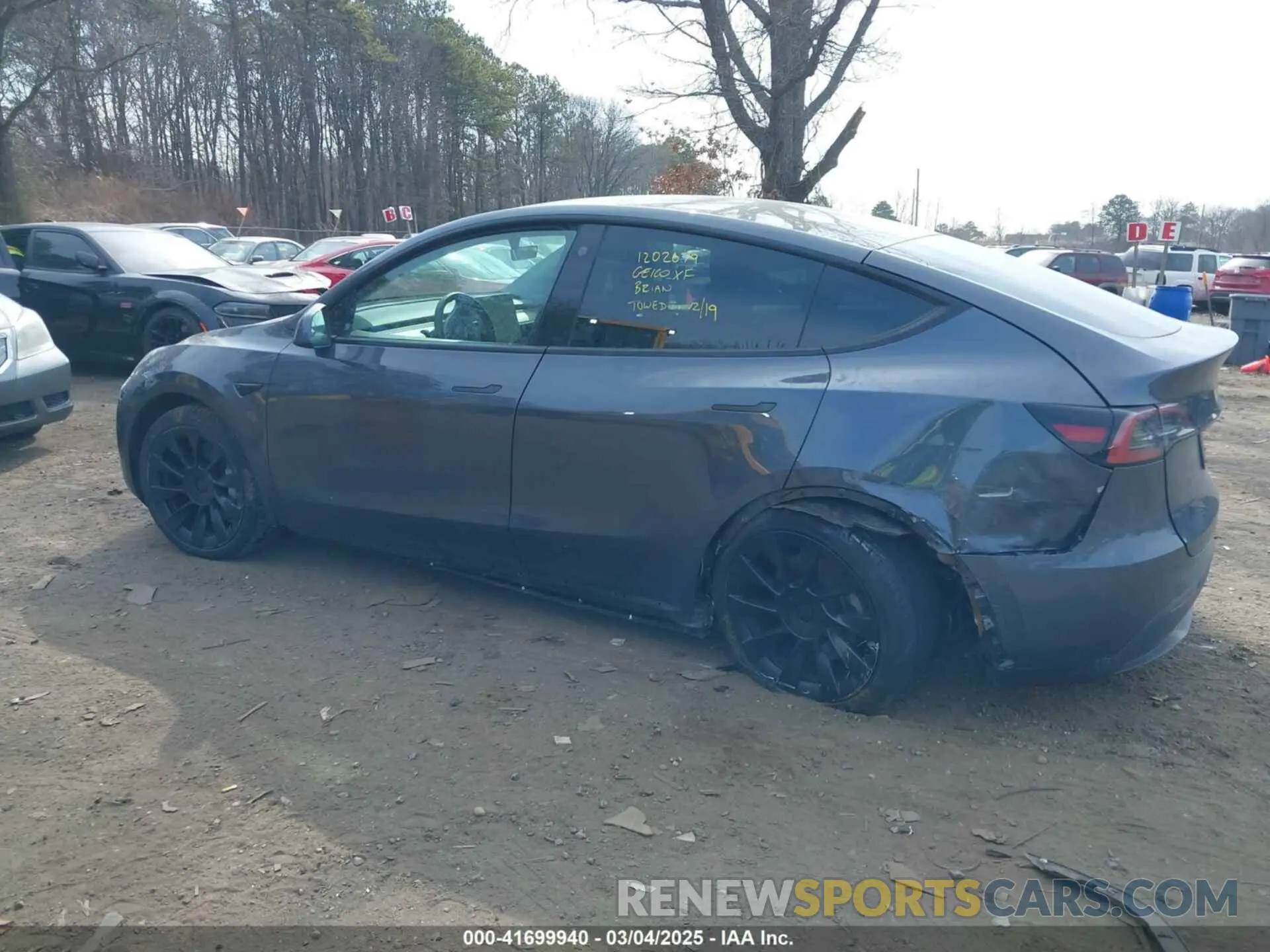 14 fotografías del automóvil dañado 7SAYGDEE6PF637452 TESLA MODEL Y 2023