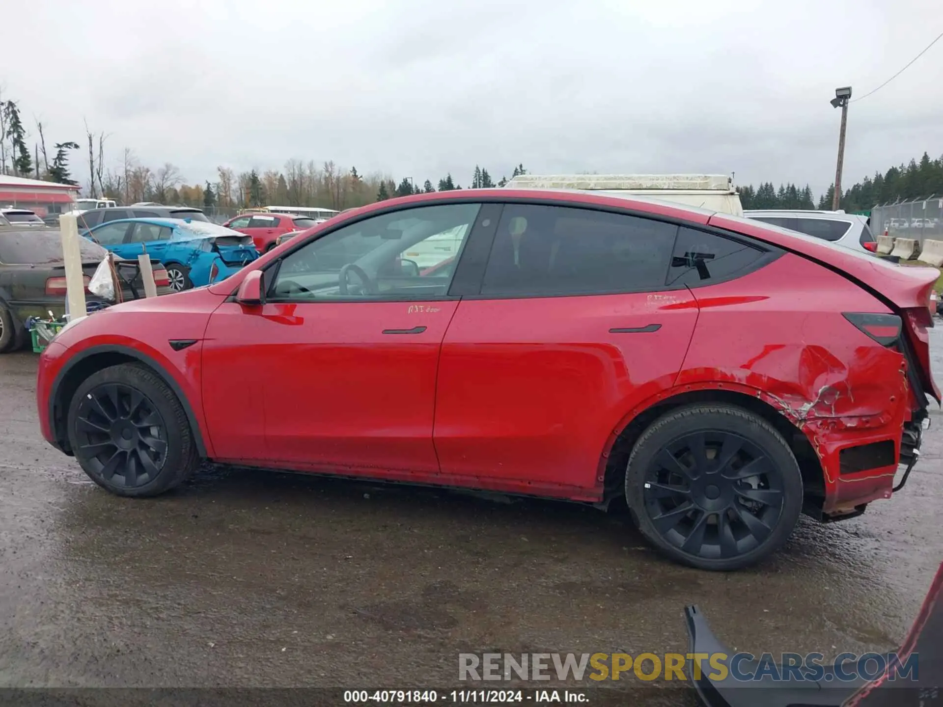 15 fotografías del automóvil dañado 7SAYGDEE6PF648872 TESLA MODEL Y 2023